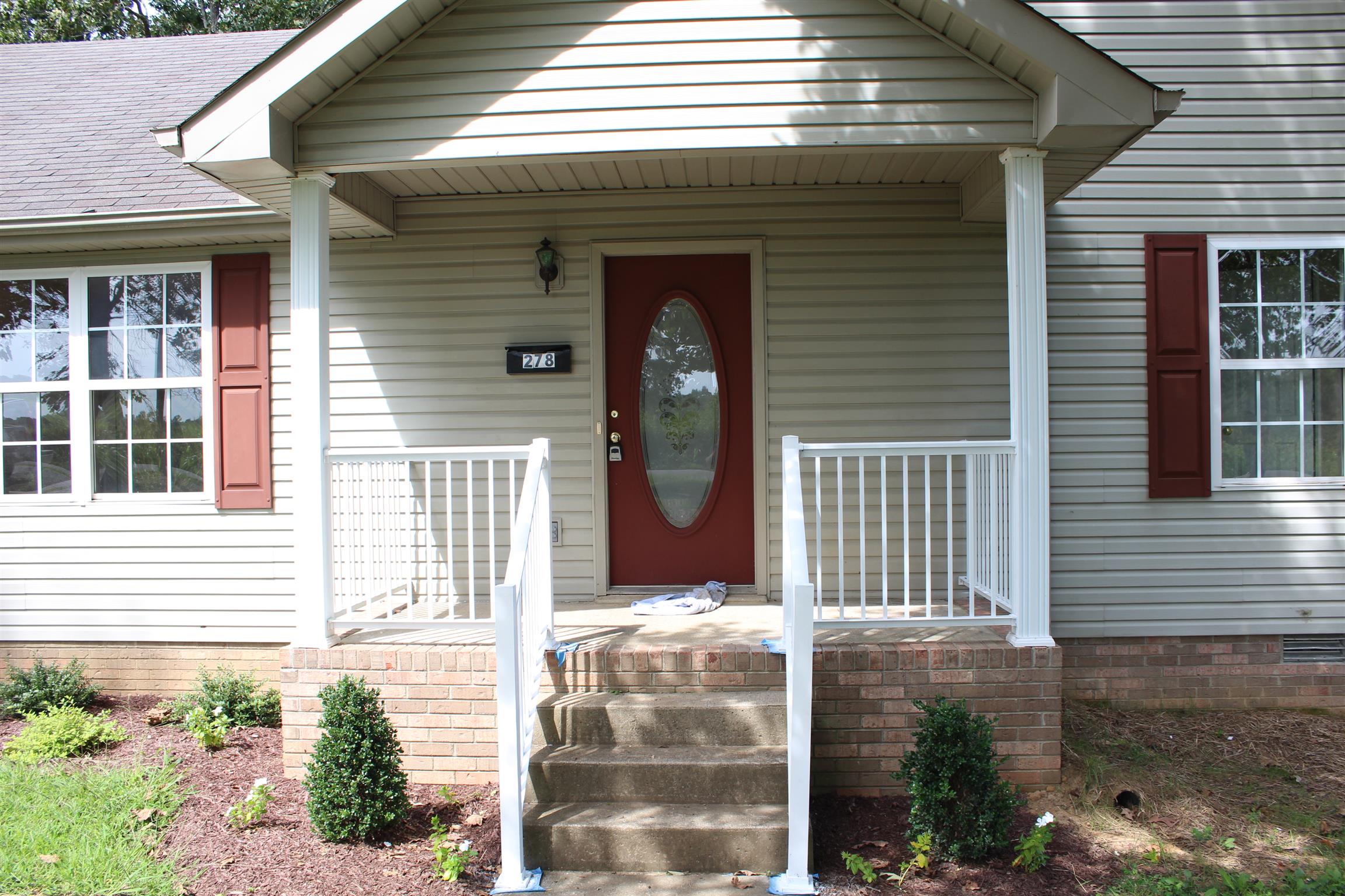 278 Baker Road Dickson, TN 37055 - Photo 2 of 26 a front view of a house