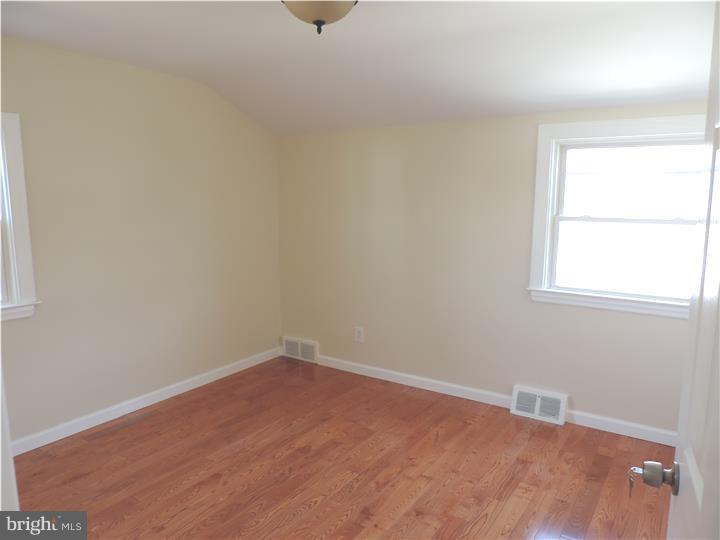 762 Oakview Road Ardmore, PA 19003 - Photo 13 of 23 Bedroom