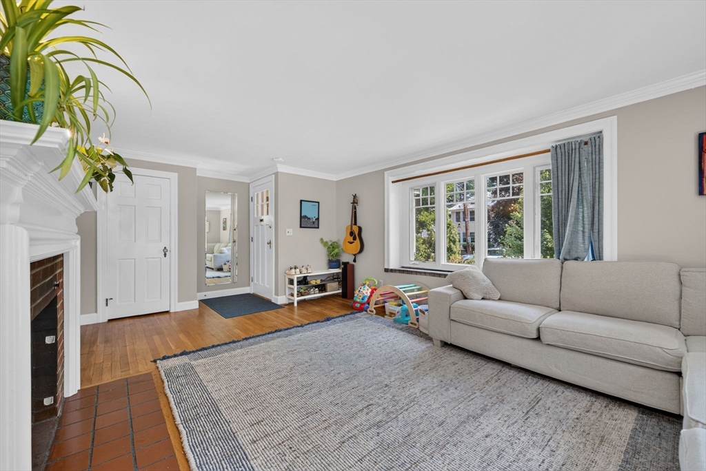 20 Payson Road, Unit 1 Belmont, MA 02478 - Photo 2 of 17