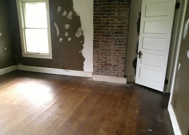 $68,900 | 201 East North Street, Ridge Farm, IL 61870