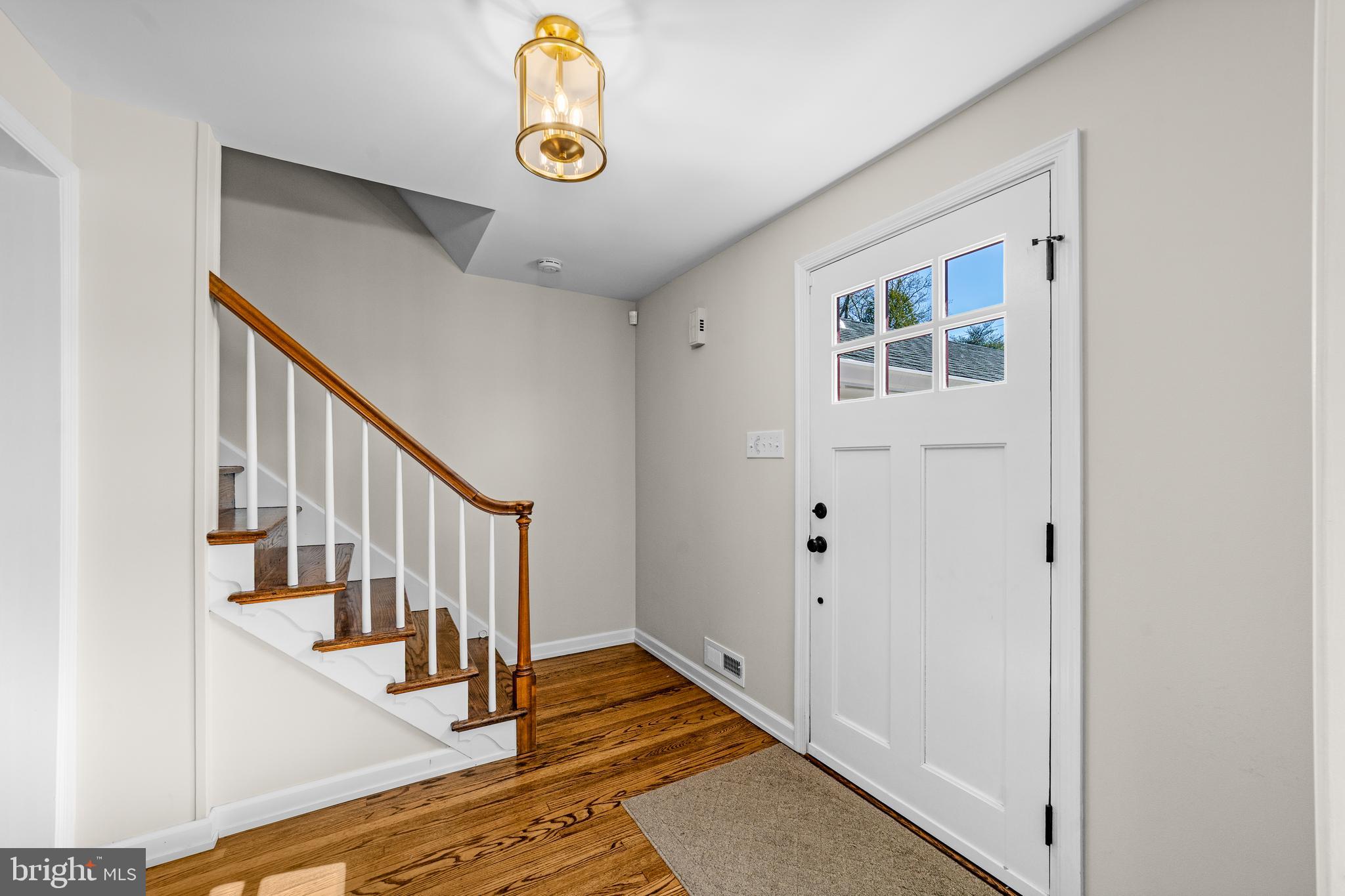 60 Pine Valley Road Cherry Hill, NJ 08034 - Photo 10 of 30 a view of entryway