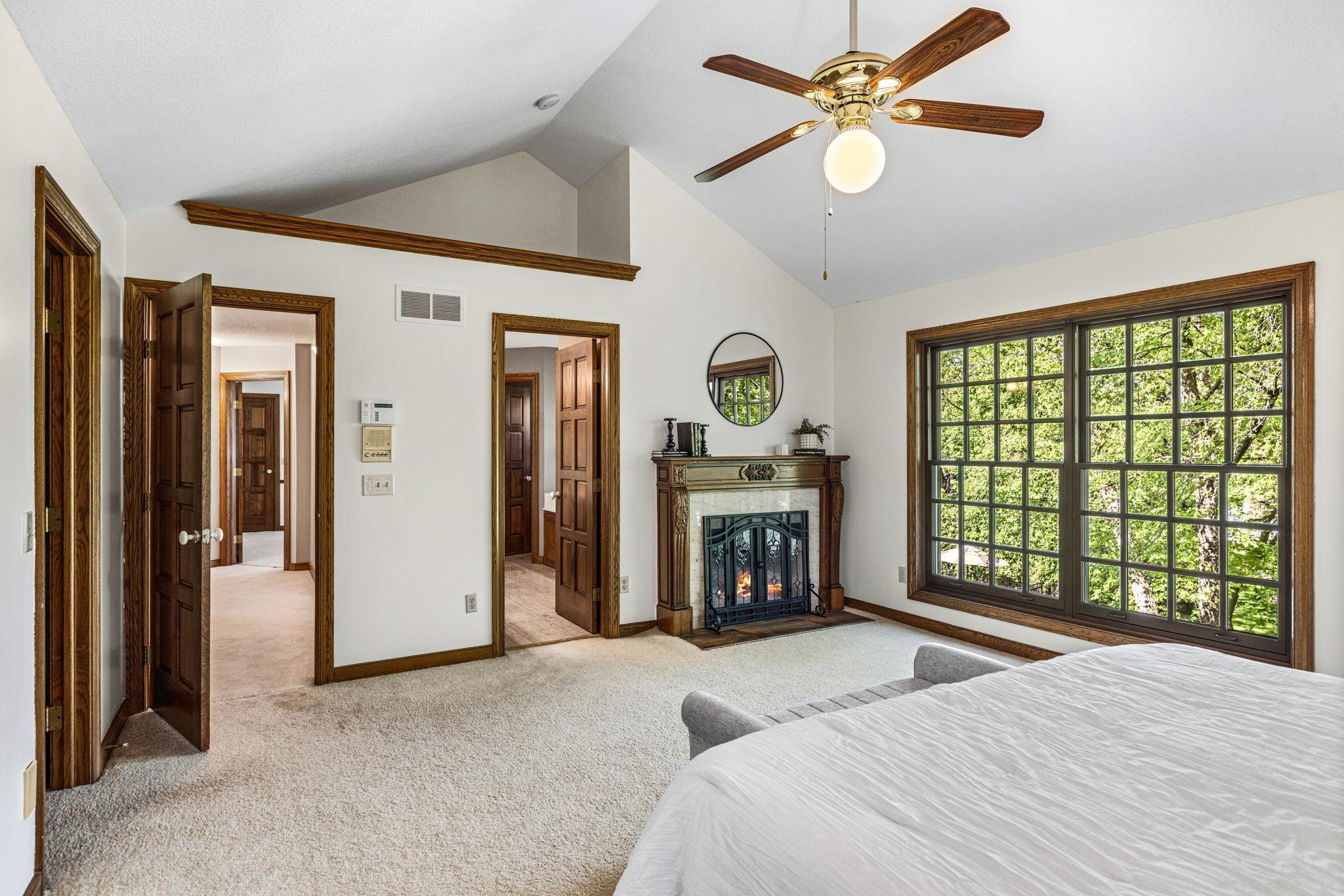 13620 Gurney Path Apple Valley, MN 55124 - Photo 19 of 53
