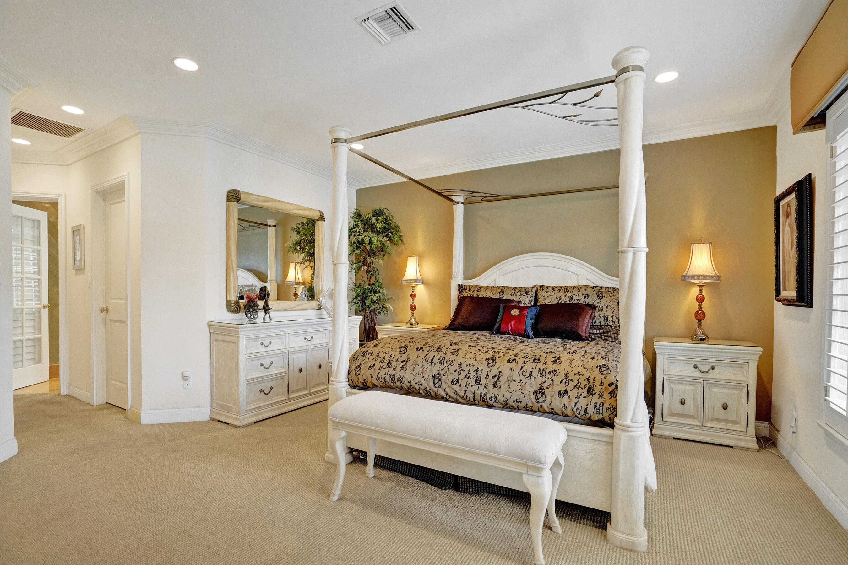 7 Saranac Road Sea Ranch Lakes, FL 33308 - Photo 24 of 55 DSC02236