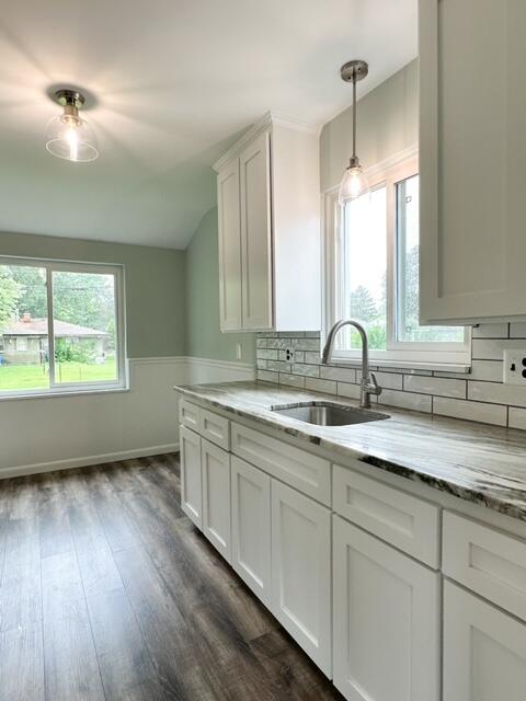 14761 Inkster Road Livonia, MI 48154 - Photo 3 of 18 Kitchen