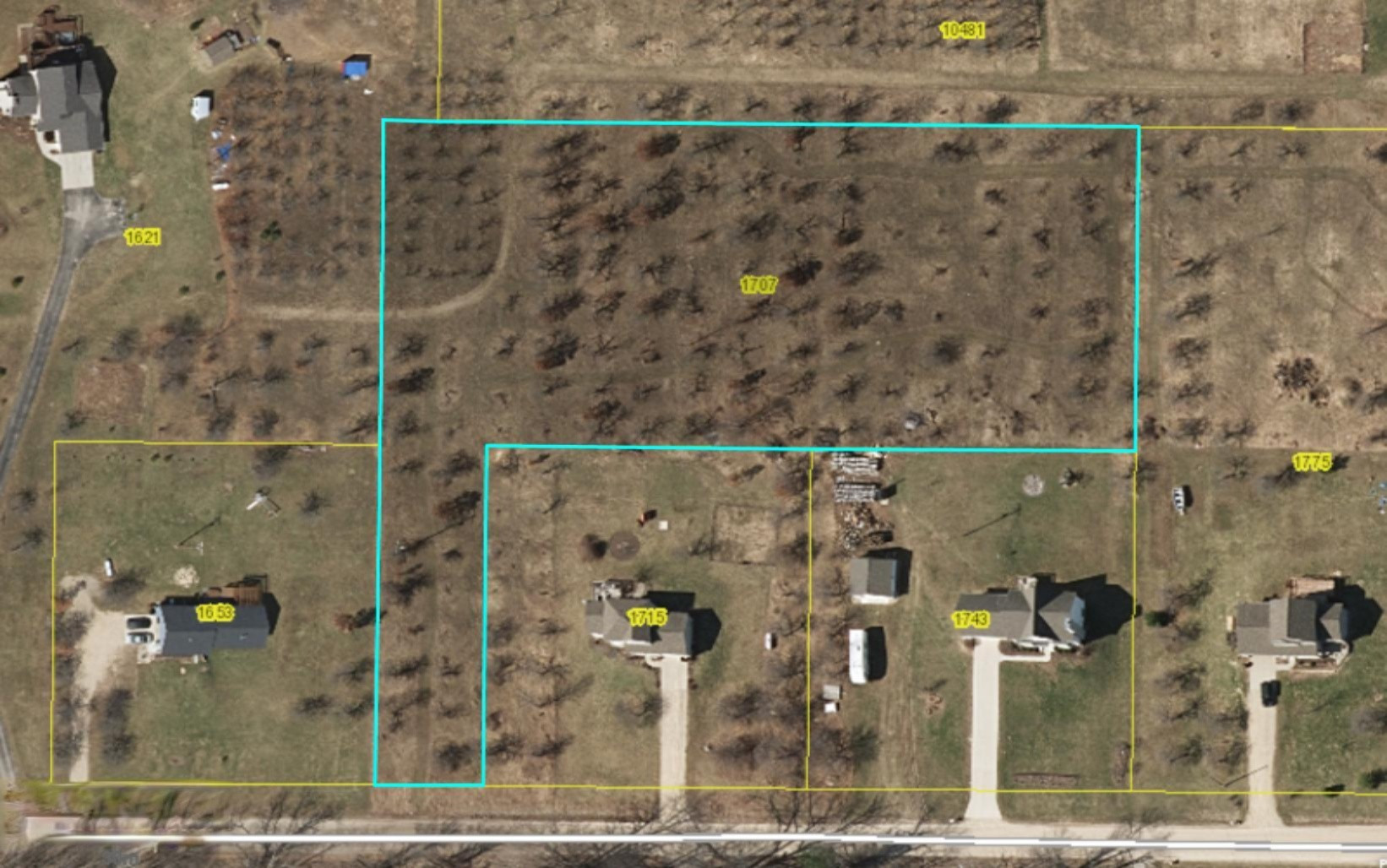 1707 Rector Street Northeast Rockford, MI 49341 - Photo 1 of 5 Screen Shot 2016-11-09 at 10.48.27 AM