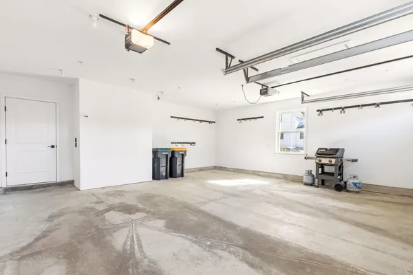 $715,000 | 12 Pacer Way, Unit C1A, Scarborough, ME 04074