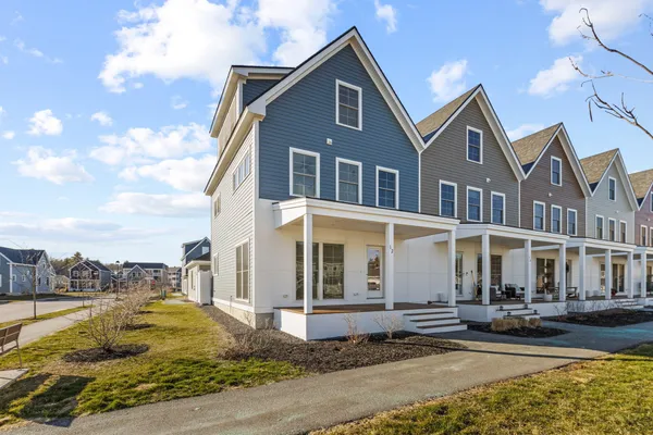 $715,000 | 12 Pacer Way, Unit C1A, Scarborough, ME 04074