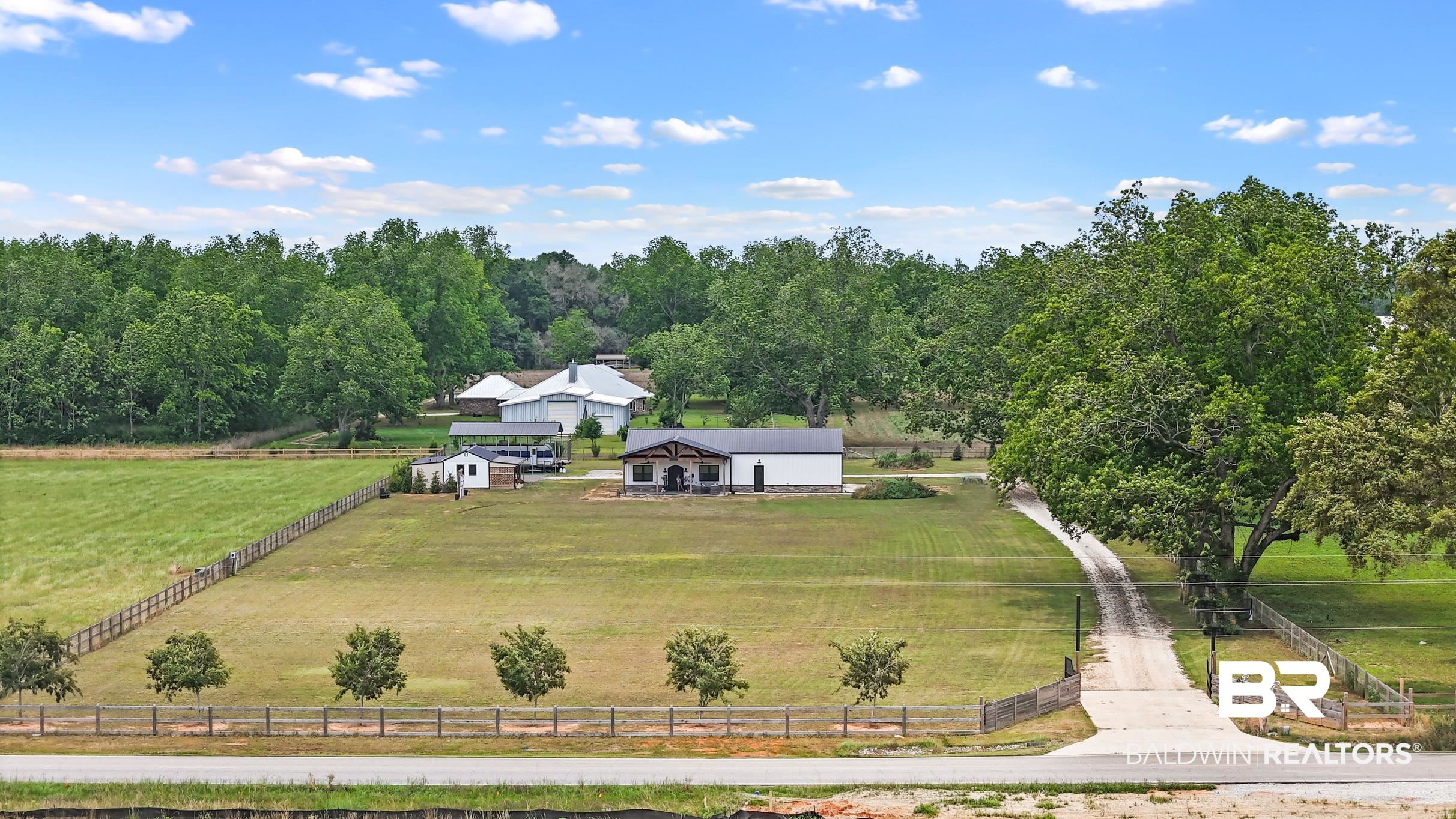 16499 County Road 64 Loxley, AL 36551 - Photo 4 of 48