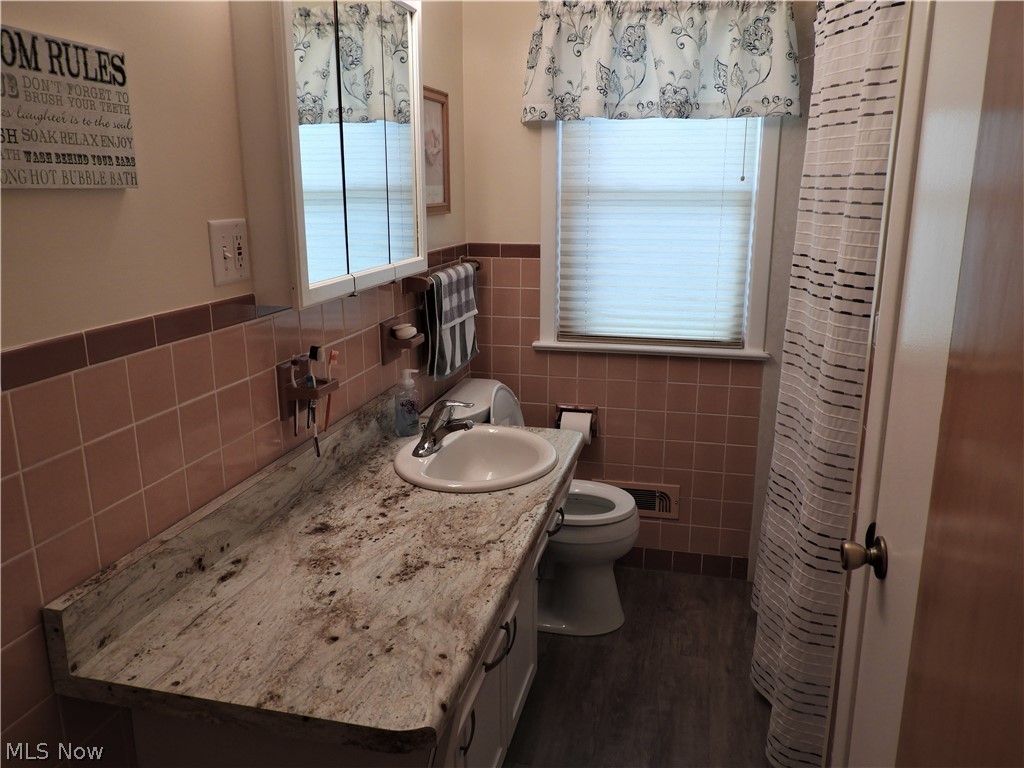 4707 Ridge Road Brooklyn, OH 44144 - Photo 13 of 20