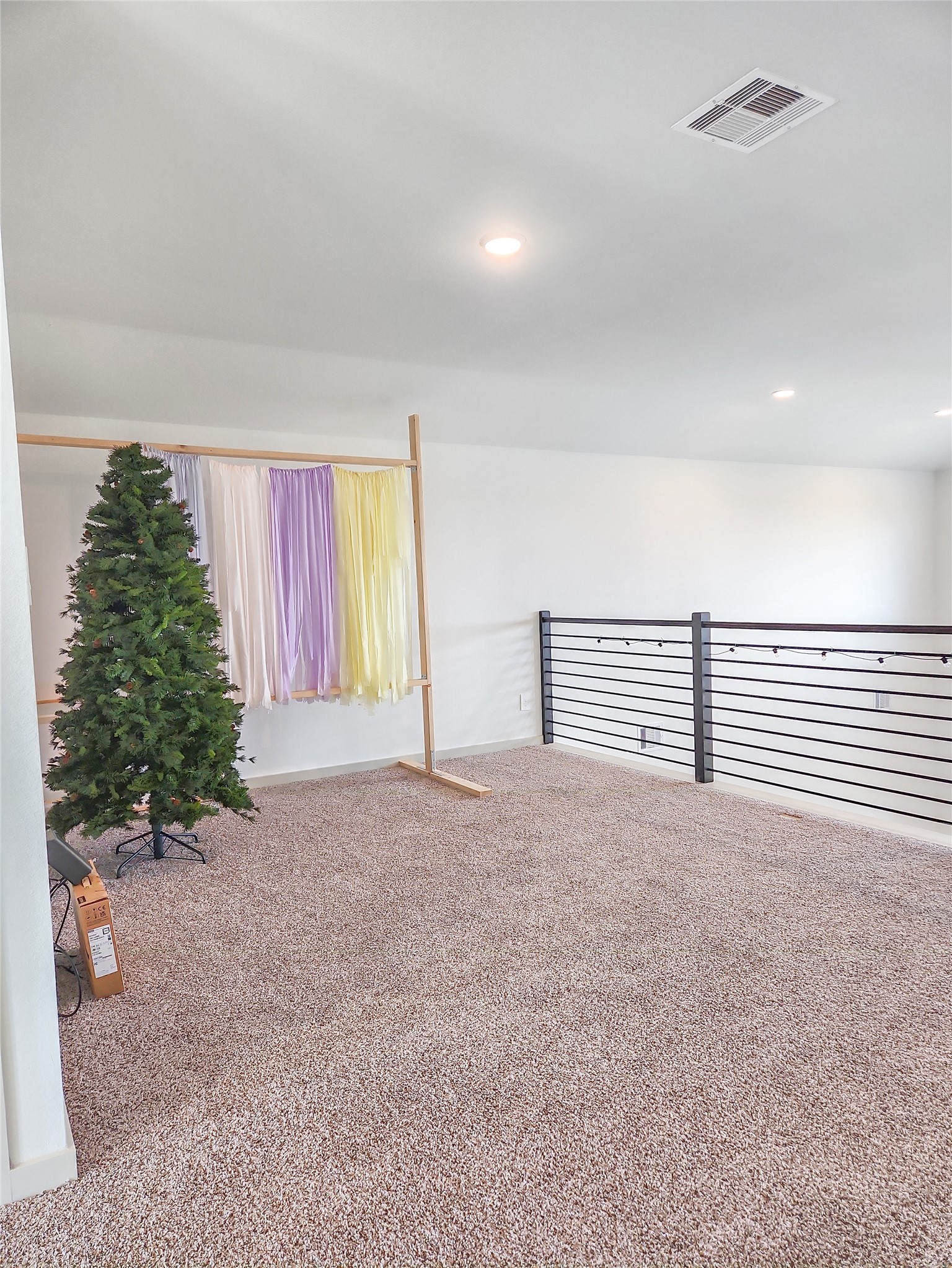 7219 Sunbreeze Lane Rosenberg, TX 77469 - Photo 15 of 18 a view of an empty room with a window