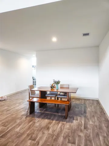 a bed room with a bed