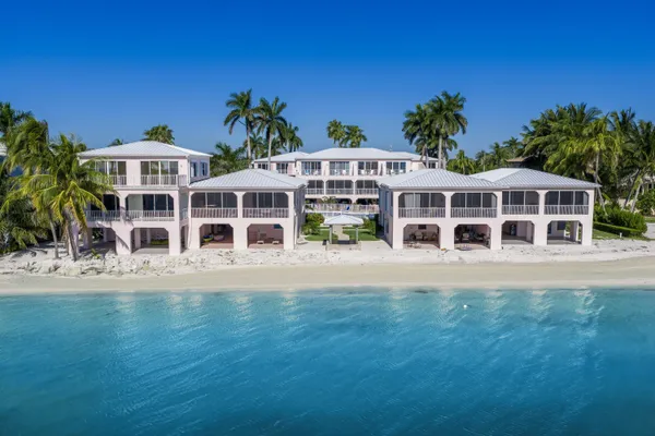 $729,000 | 117 Coco Plum Drive, Unit D2, Marathon, FL 33050