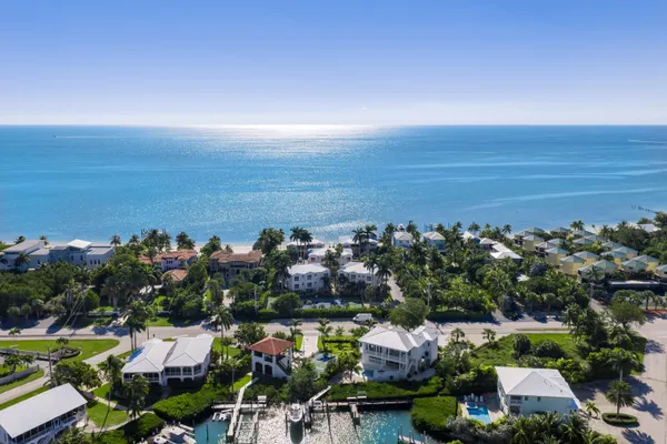 $729,000 | 117 Coco Plum Drive, Unit D2, Marathon, FL 33050