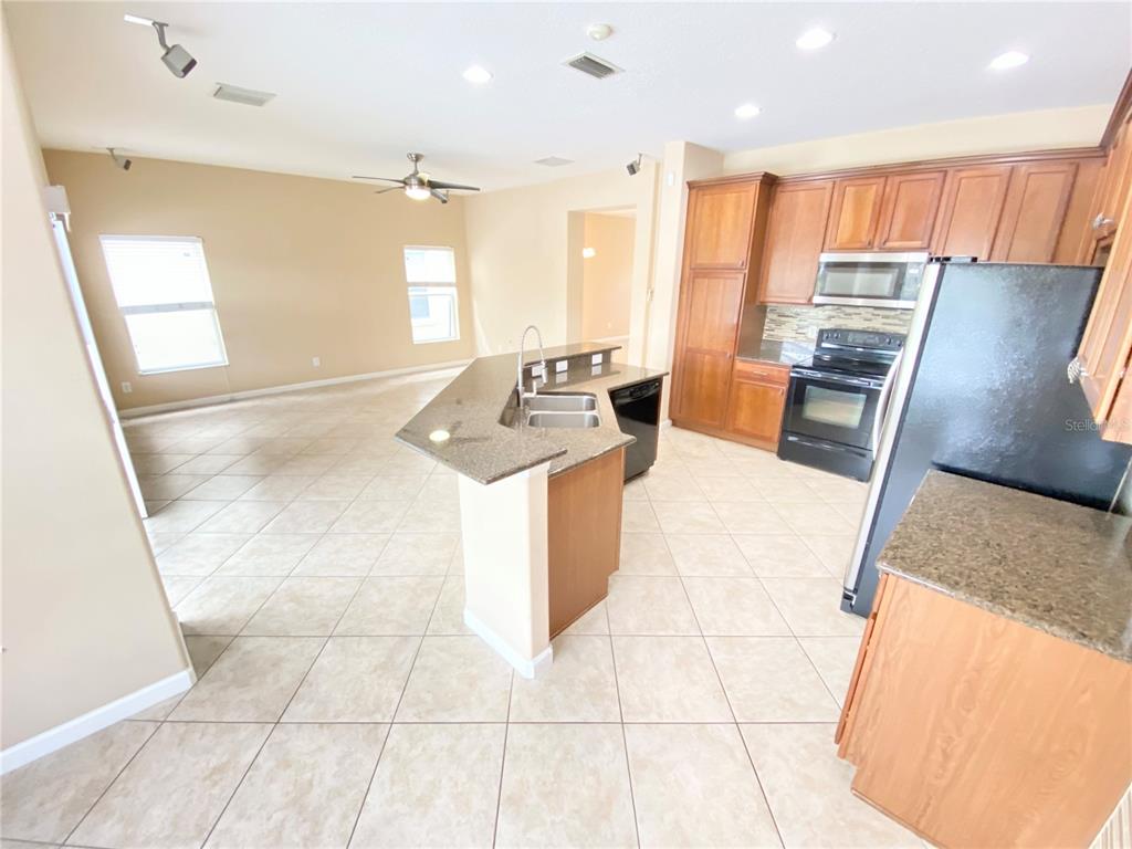 10973 Willow Ridge Loop Orlando, FL 32825 - Photo 20 of 68
