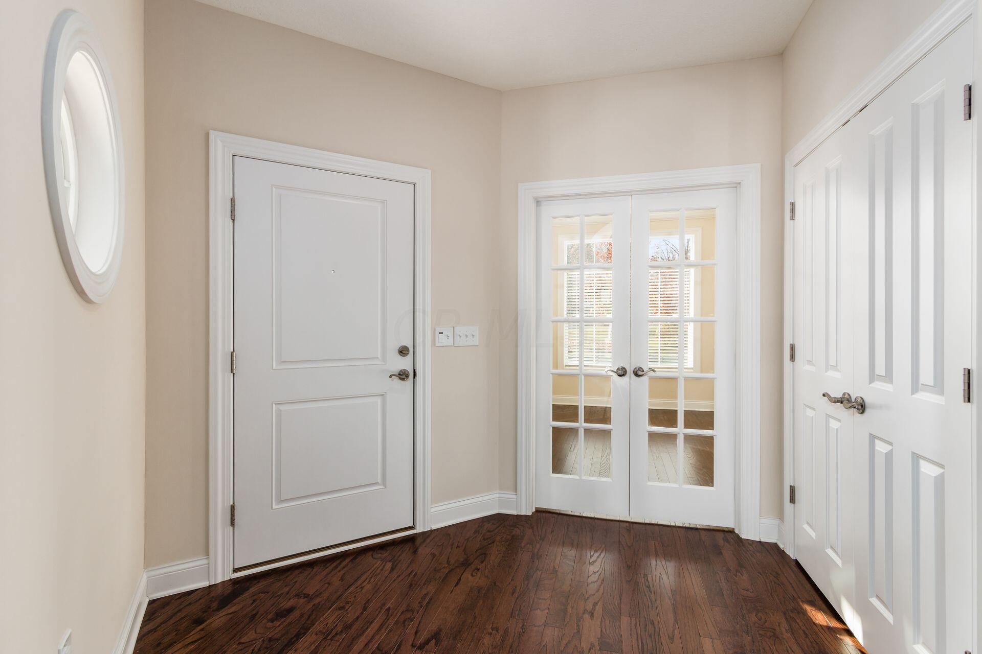 6792 Morningstar Loop Westerville, OH 43082 - Photo 11 of 36 Foyer