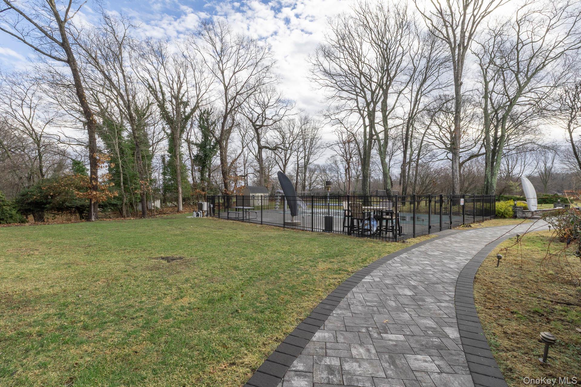 83 Cliff Road Port Jefferson, NY 11777 - Photo 11 of 50