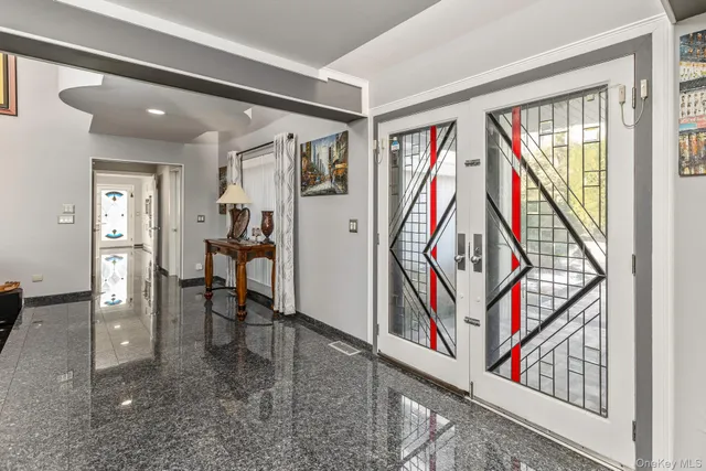 $1,999,999 | 83 Cliff Road, Port Jefferson, NY 11777