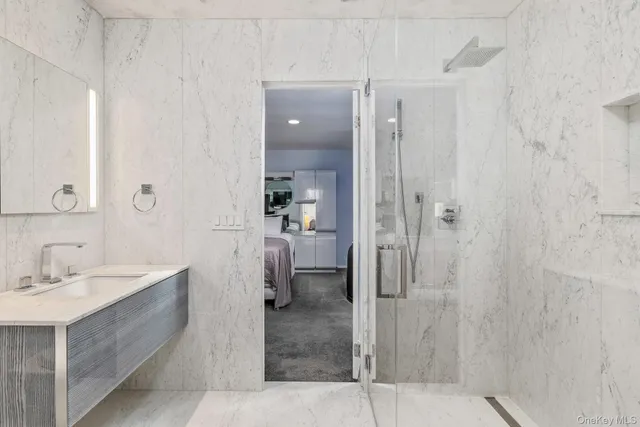 $1,999,999 | 83 Cliff Road, Port Jefferson, NY 11777