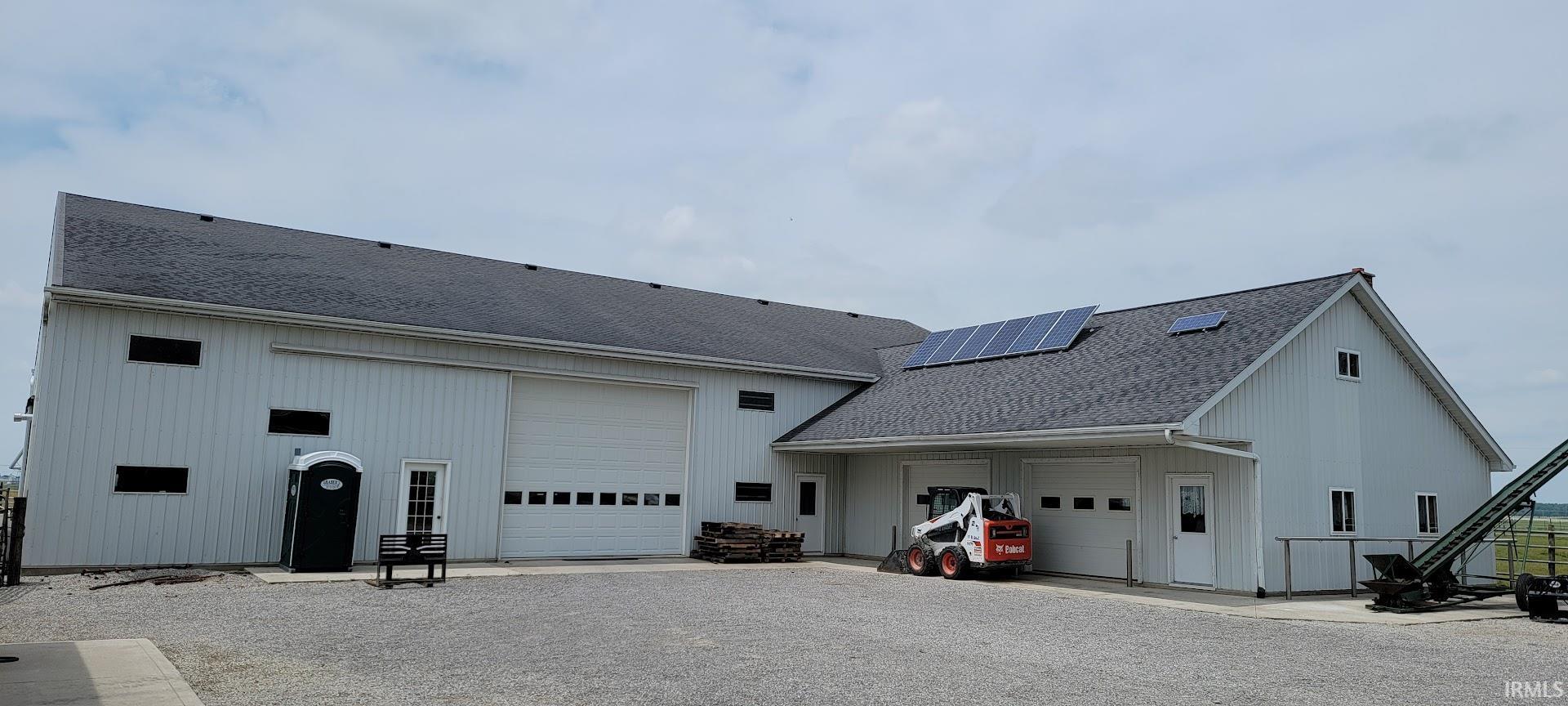 16104 Antwerp Road Harlan, IN 46743 - Photo 7 of 36