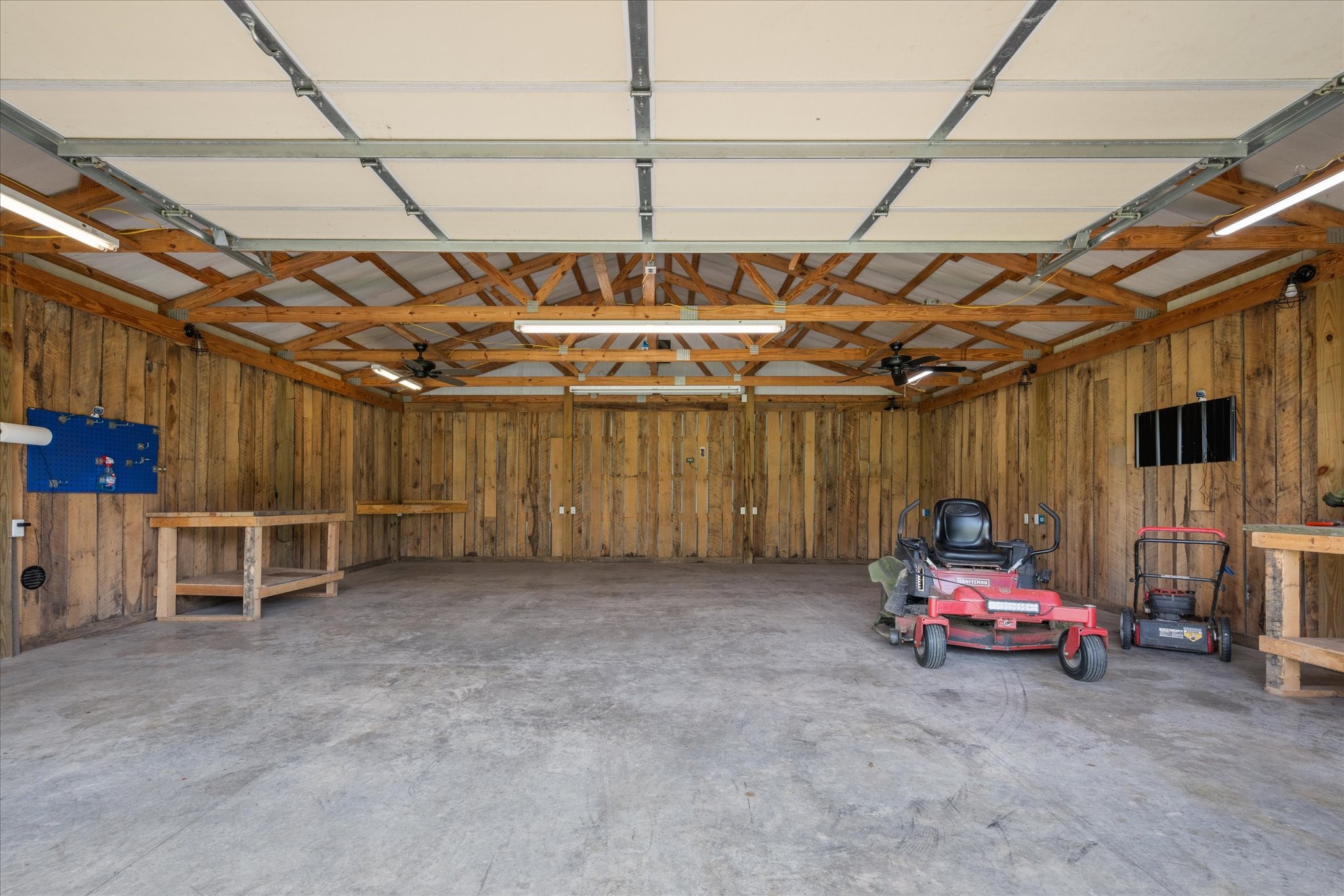 236 Woodruff Road Adams, TN 37010 - Photo 26 of 29 Gallery Image 26