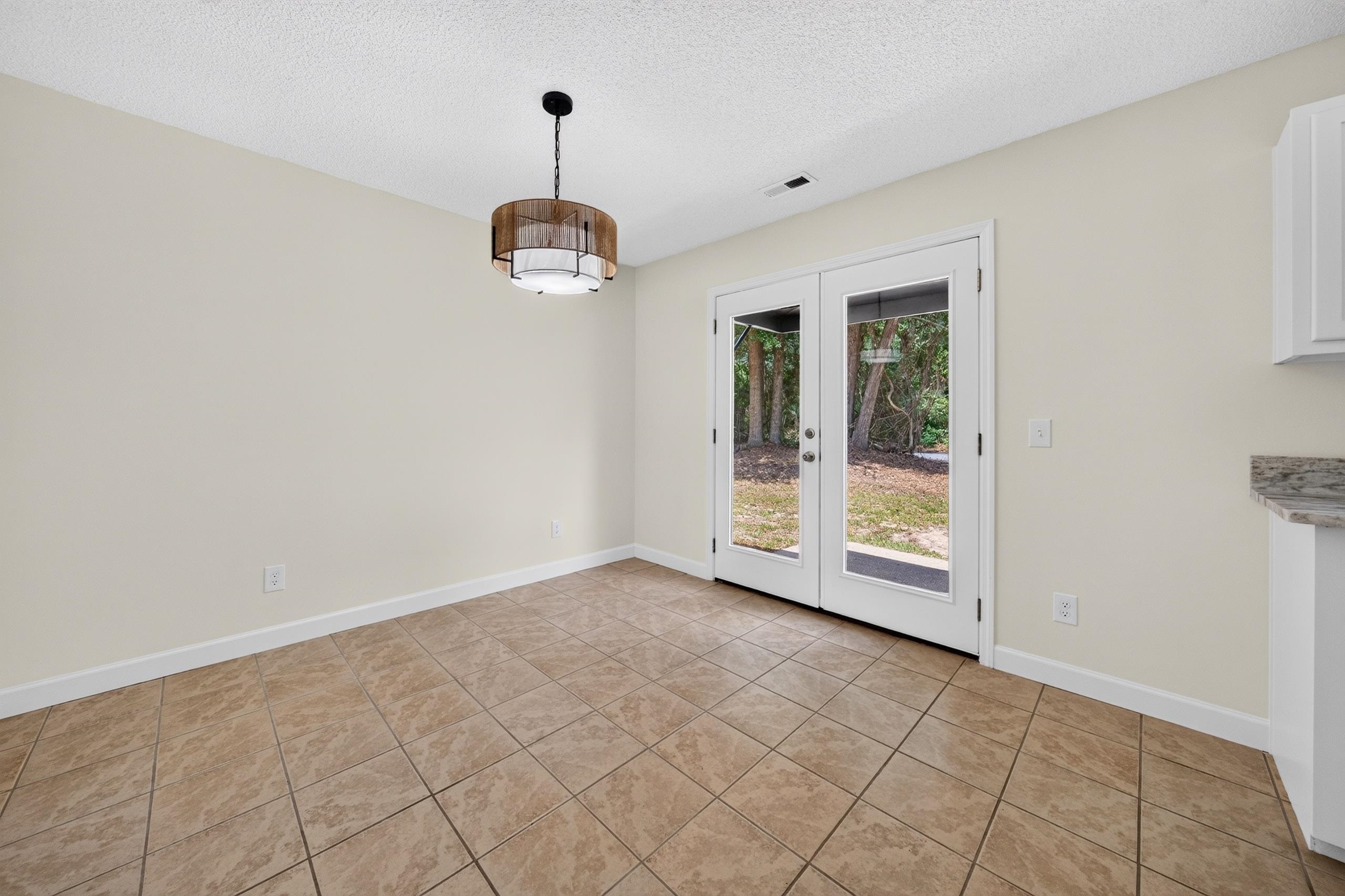 2212 South Island Road Georgetown, SC 29440 - Photo 13 of 41