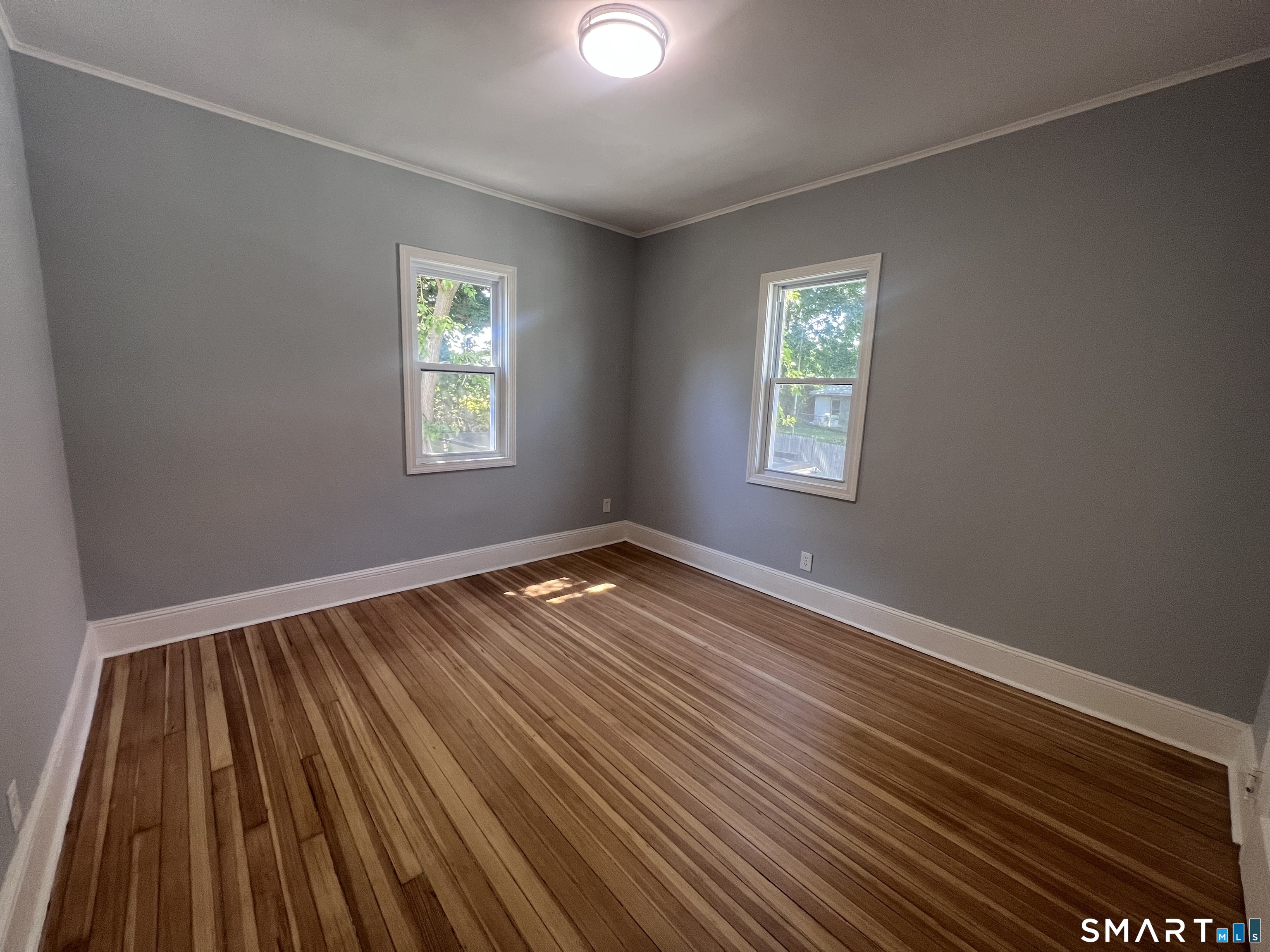 335 Ridgefield Avenue Bridgeport, CT 06610 - Photo 16 of 22 BEDROOM 3