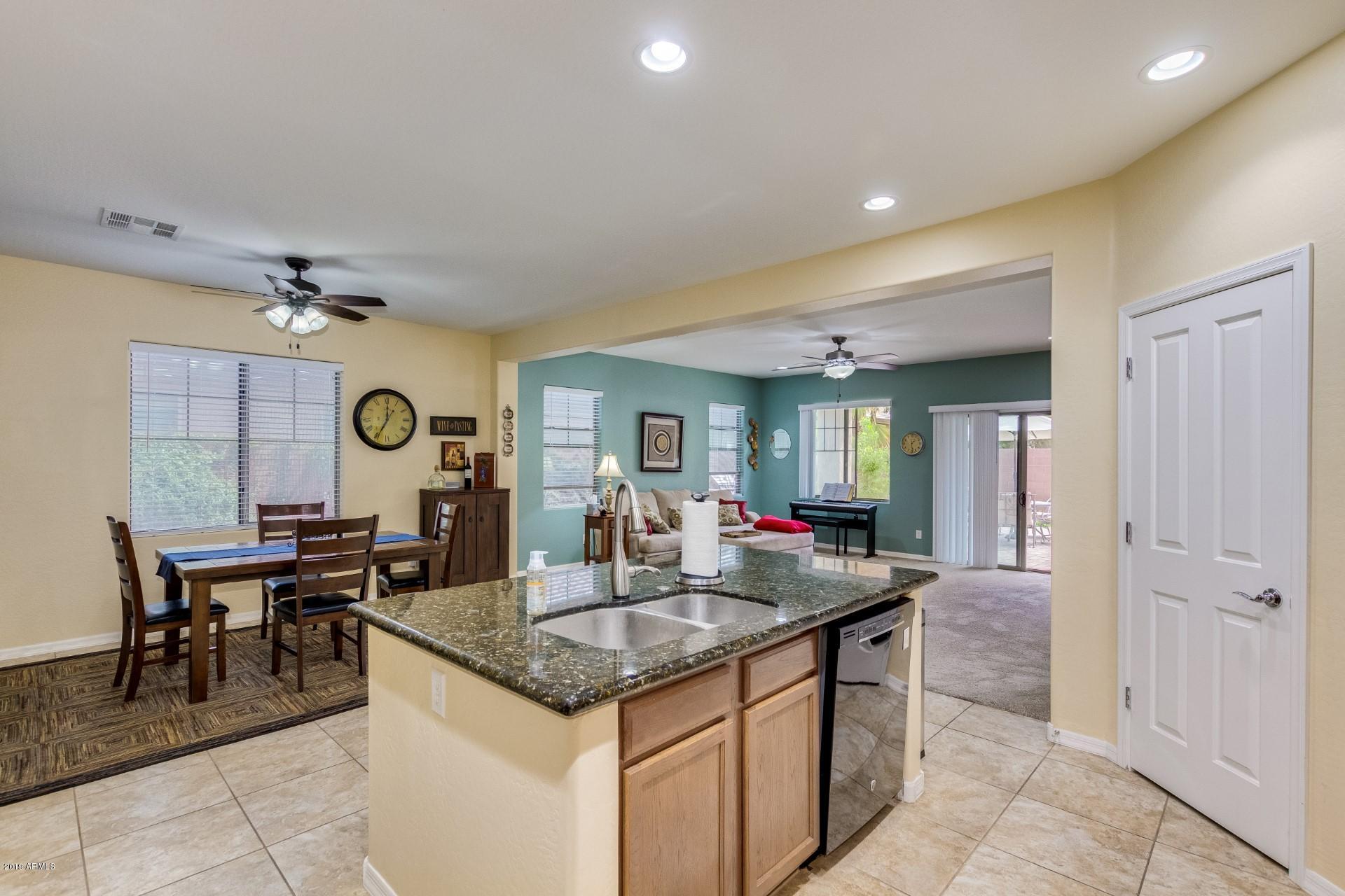 857 East Del Rio Street Chandler, AZ 85225 - Photo 2 of 20 Del Rio (14)
