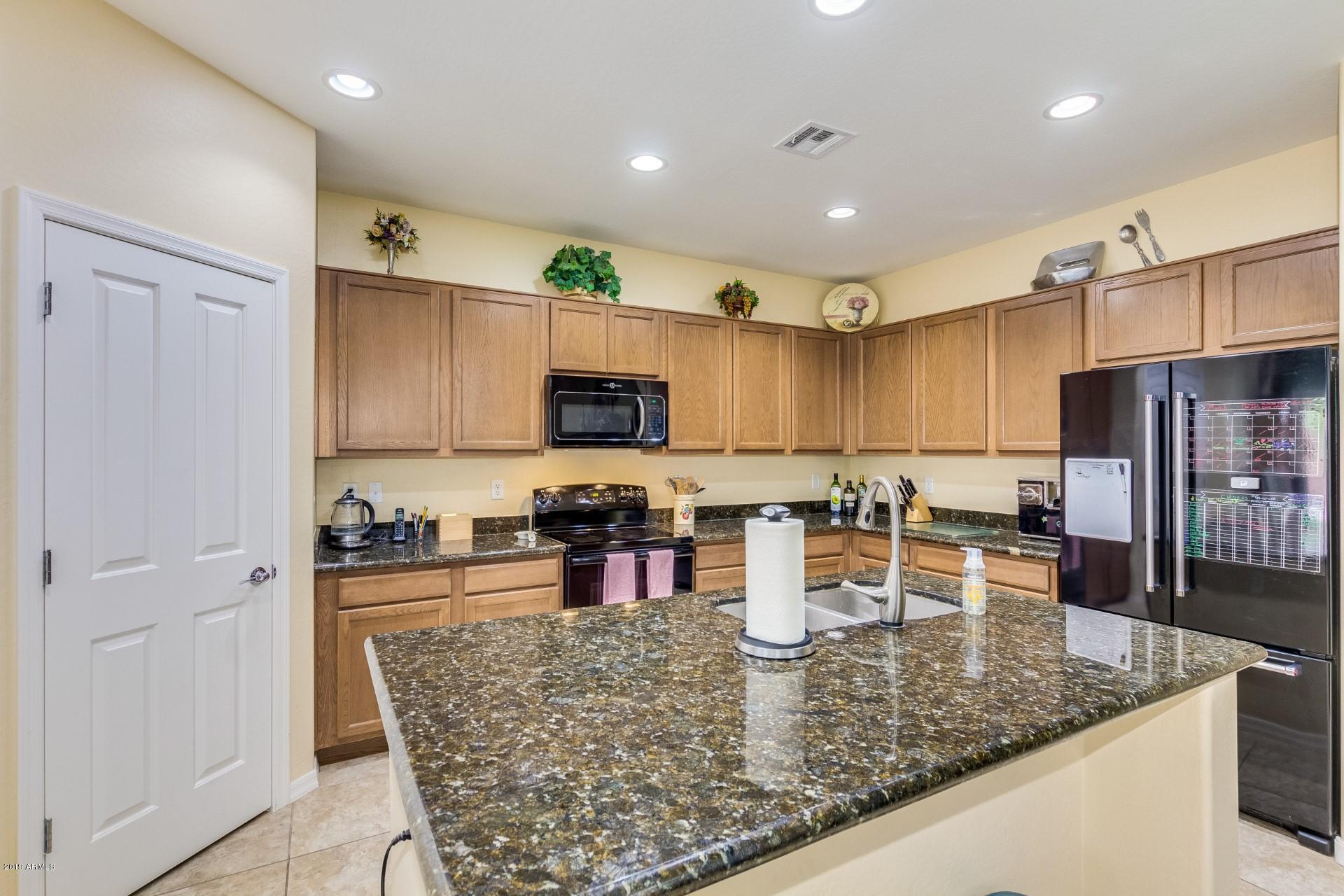 857 East Del Rio Street Chandler, AZ 85225 - Photo 5 of 20 Del Rio (18)