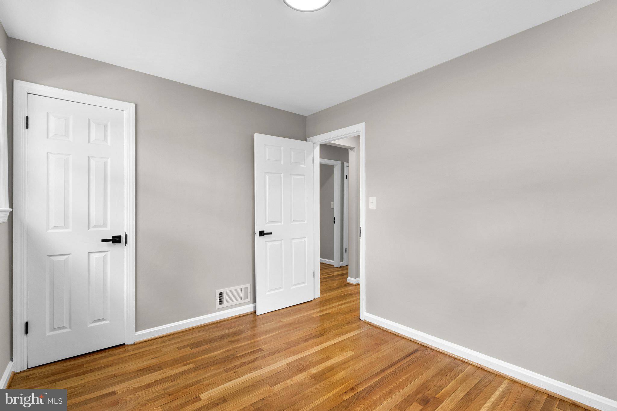 11604 Newport Mill Road Silver Spring, MD 20902 - Photo 18 of 28
