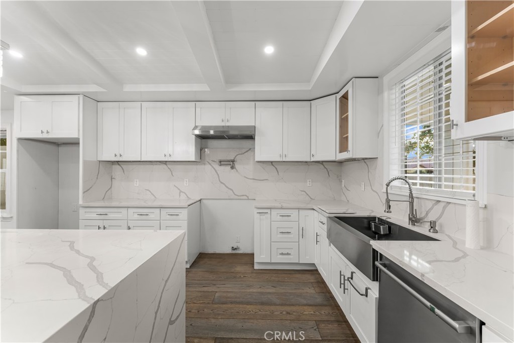 6418 Ringsdale Court Bakersfield, CA 93313 - Photo 13 of 59