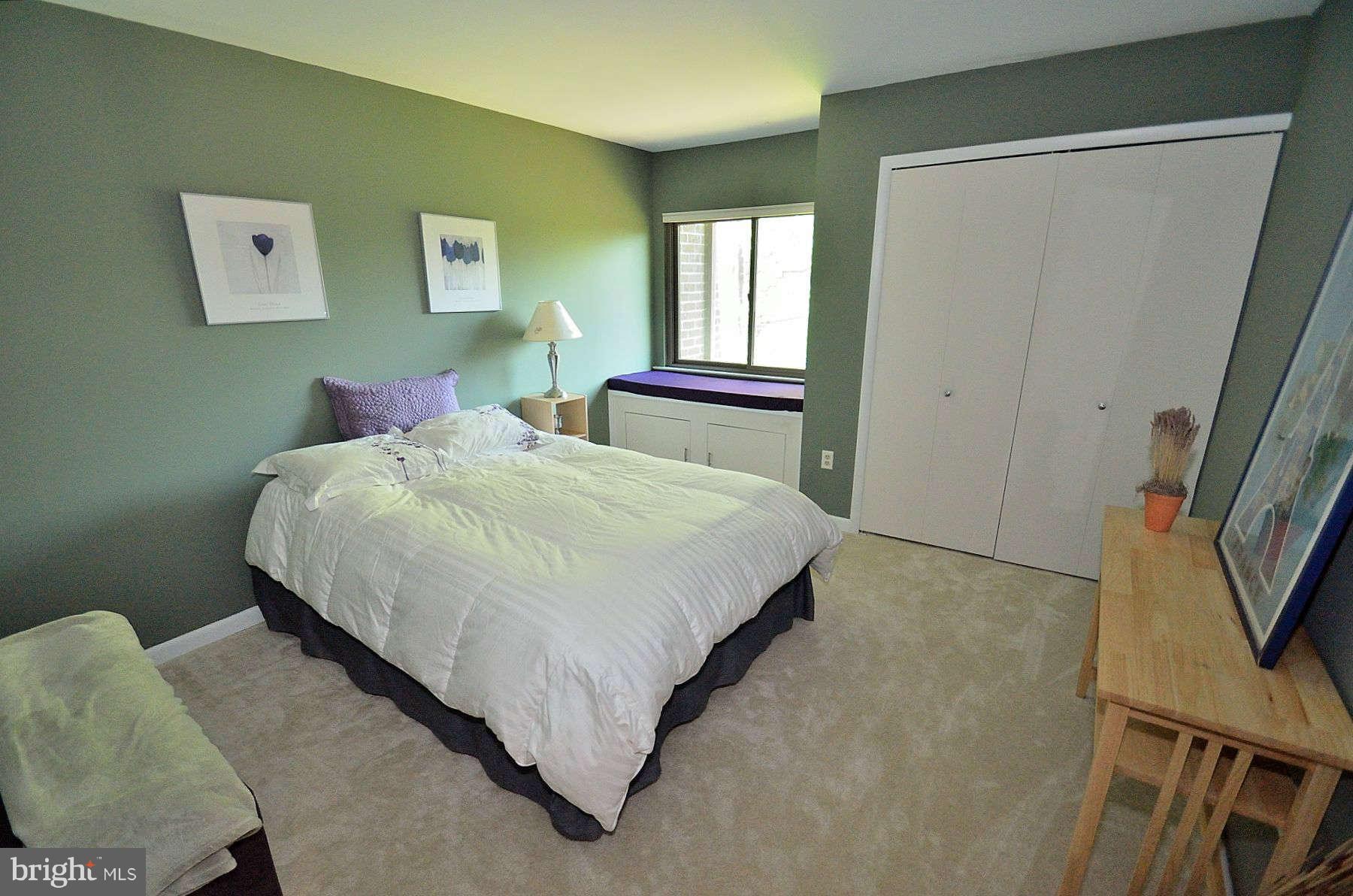 2025 Wethersfield Court Reston, VA 20191 - Photo 14 of 24 Bedroom