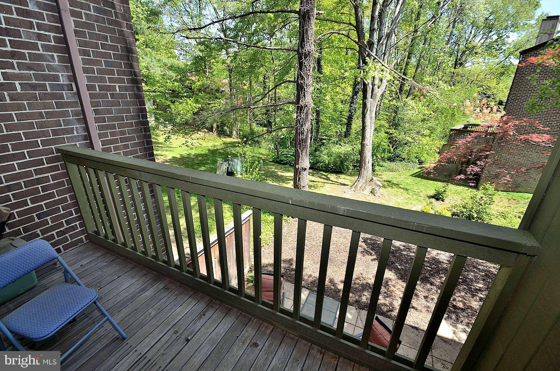 2025 Wethersfield Court Reston, VA 20191 - Photo 22 of 24 Exterior (General)