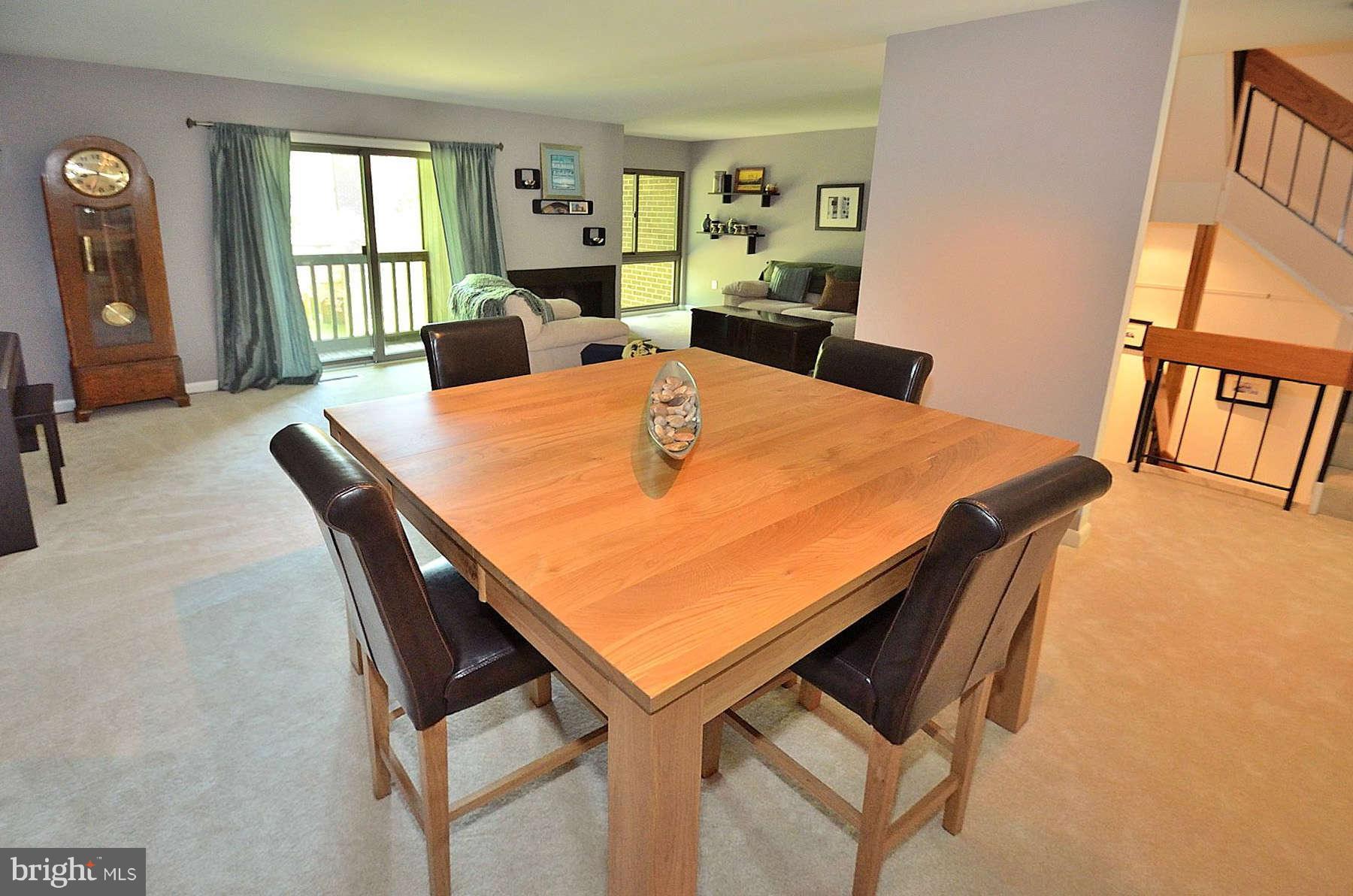 2025 Wethersfield Court Reston, VA 20191 - Photo 9 of 24 Dining Room