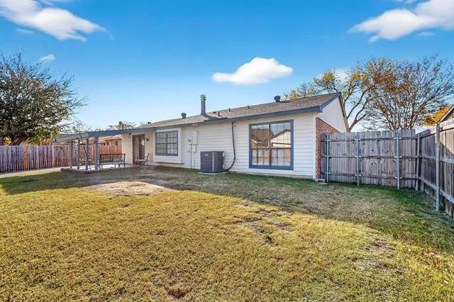 $2,350 | 5613 Powers Street, The Colony, TX 75056