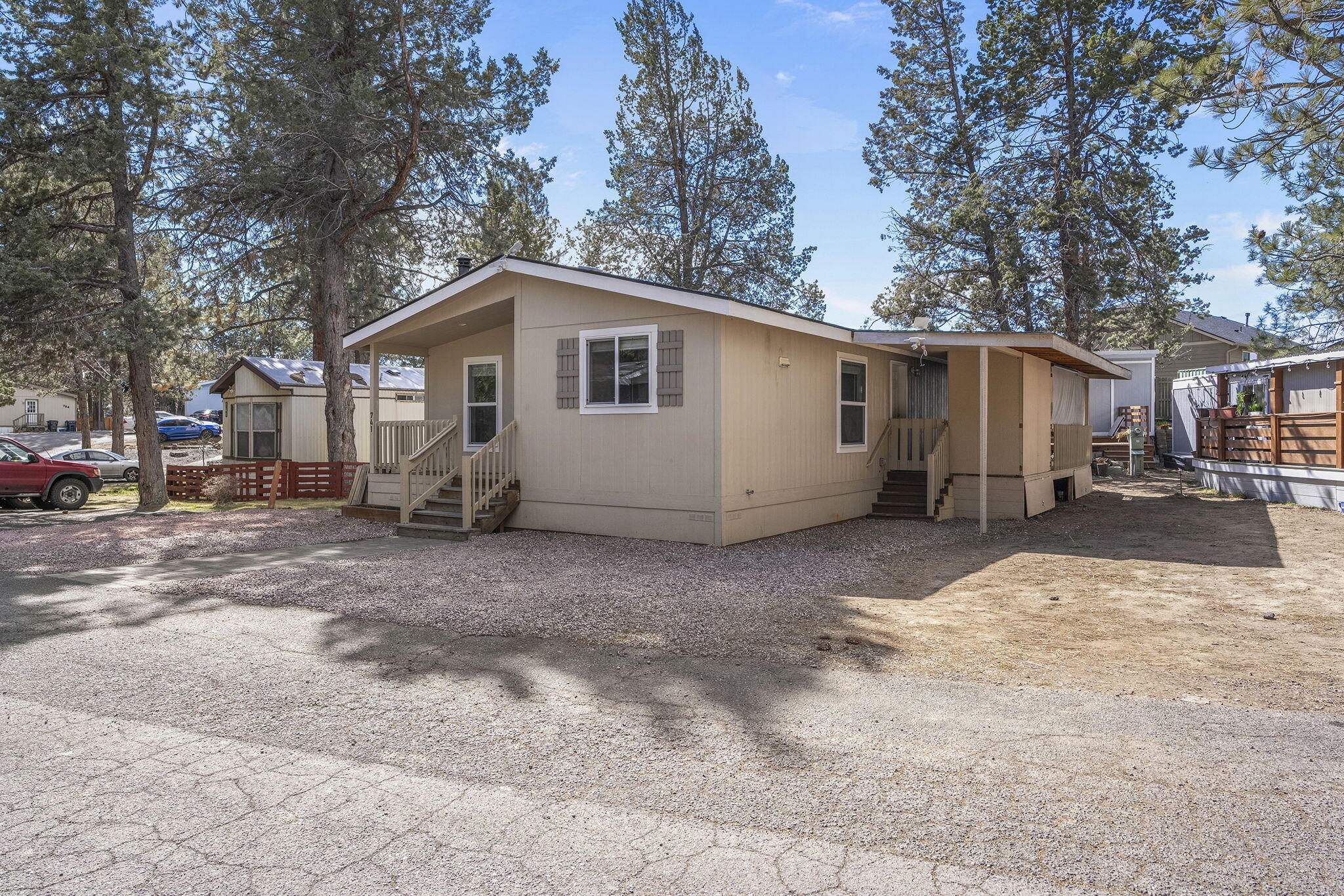 60901 Brosterhous Road, Unit 741 Bend, OR 97702 - Photo 2 of 34 Welcome to Pines #741