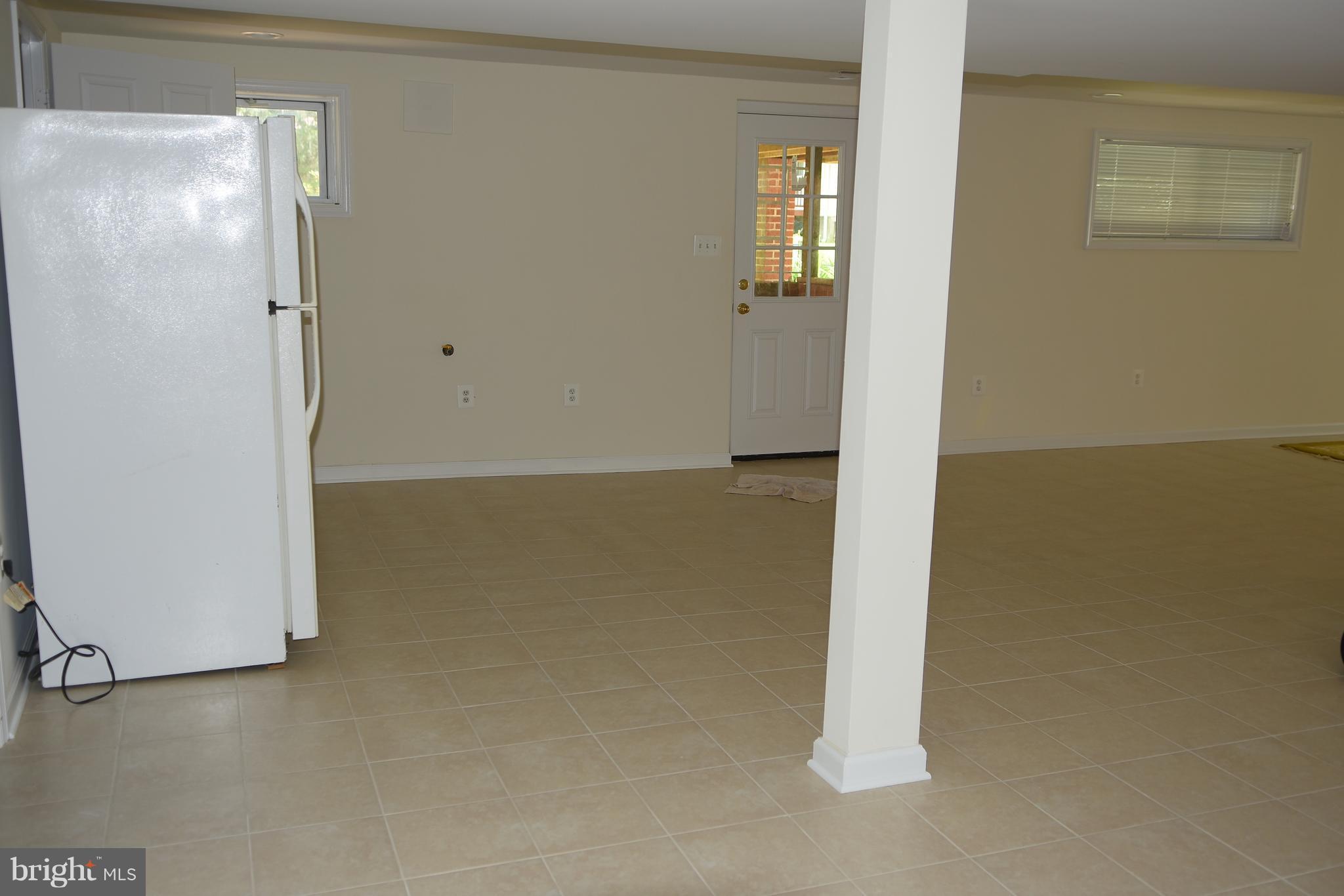 8127 Carrick Lane Springfield, VA 22151 - Photo 14 of 15 a view of empty room