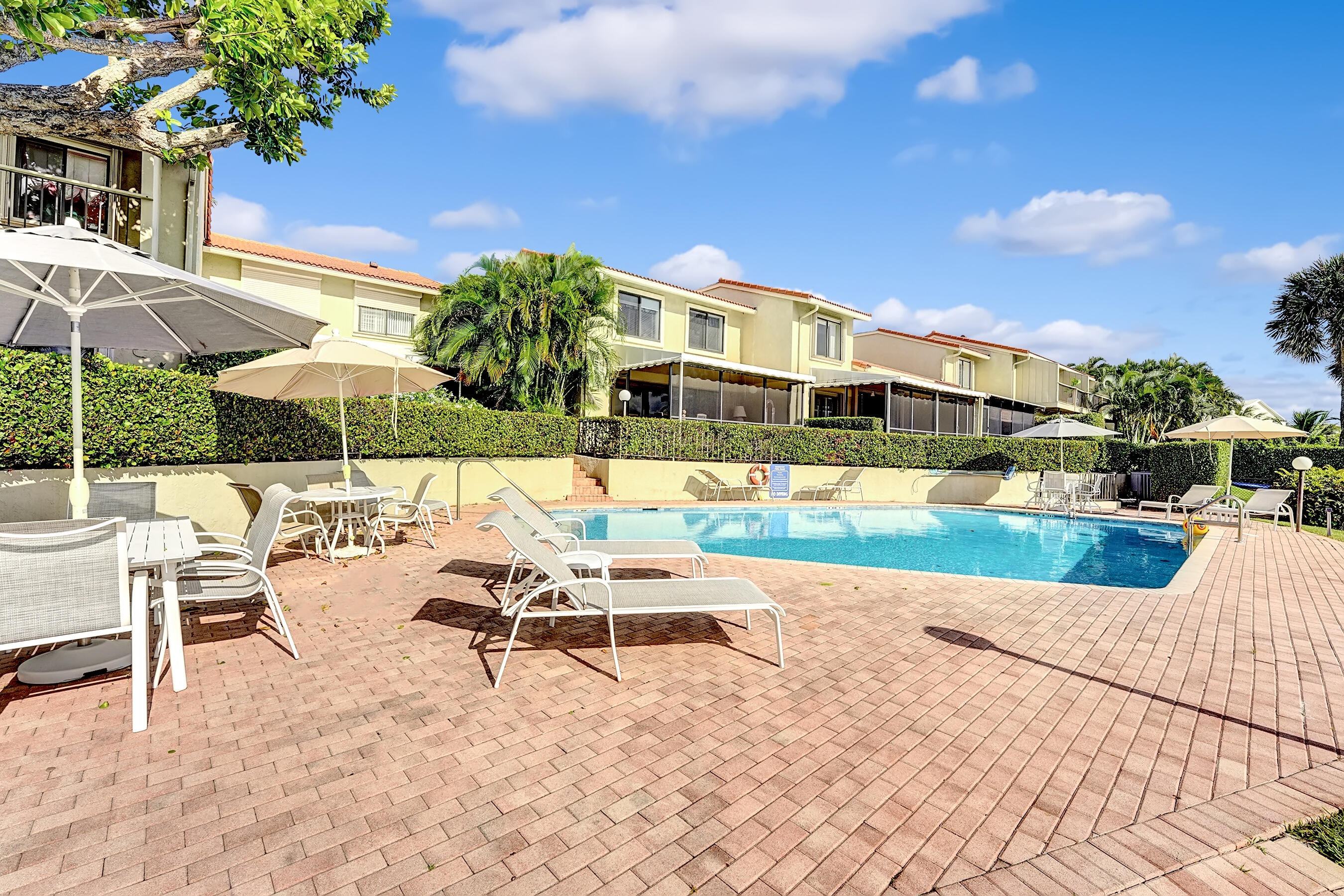 6550 North Ocean Boulevard, Unit 12 Ocean Ridge, FL 33435 - Photo 29 of 39 Pool