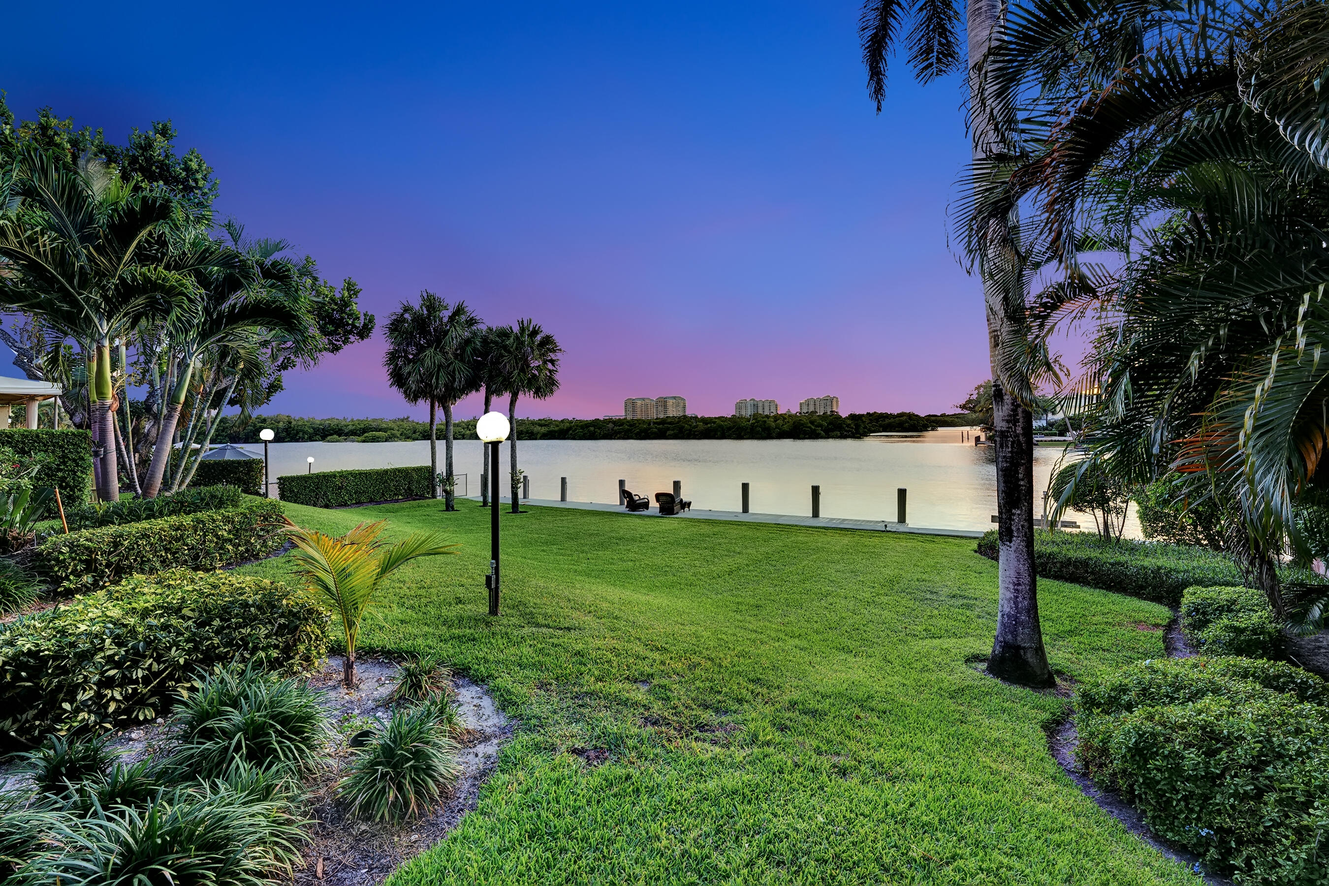 6550 North Ocean Boulevard, Unit 12 Ocean Ridge, FL 33435 - Photo 35 of 39 Twilight