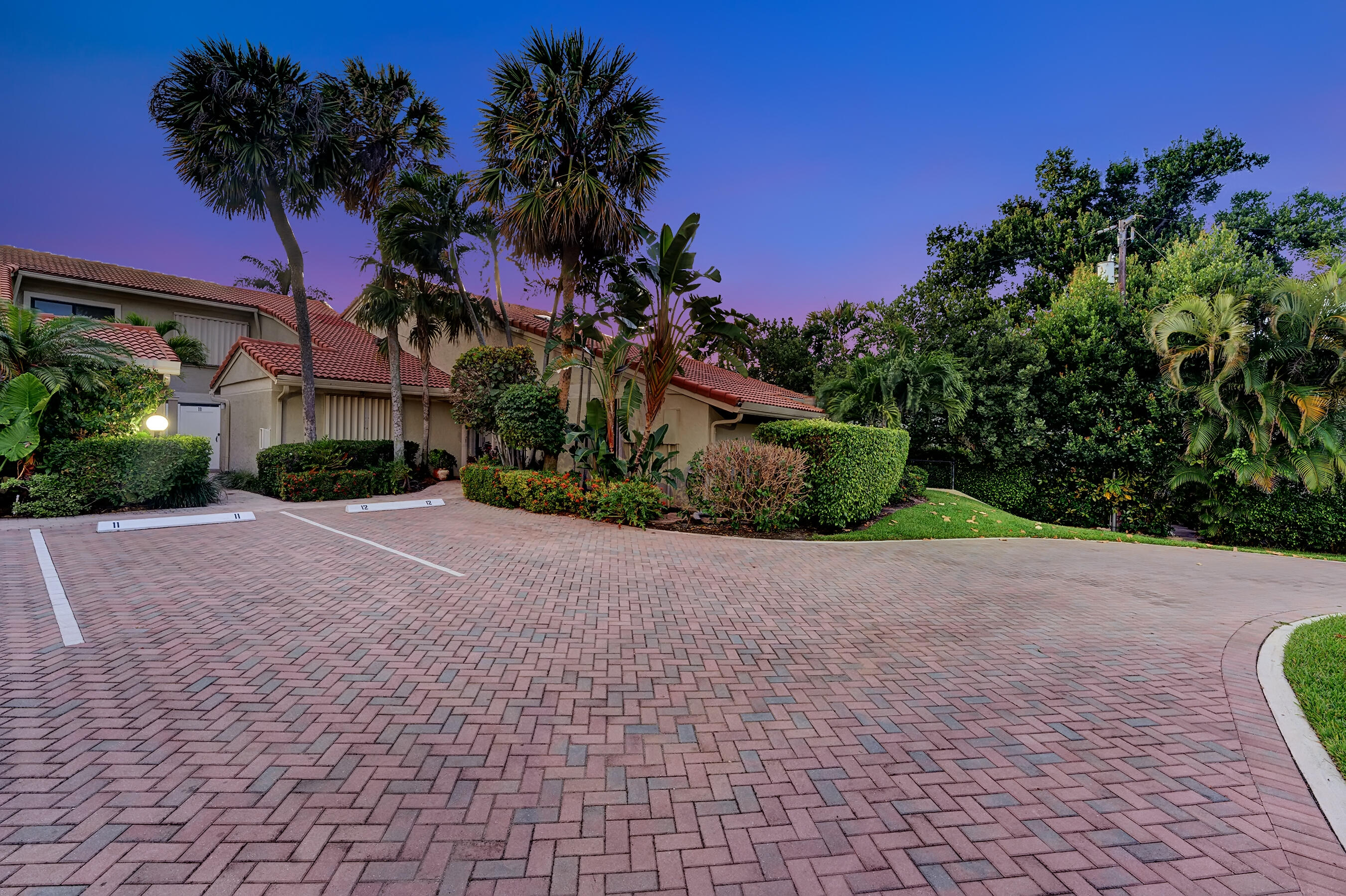 6550 North Ocean Boulevard, Unit 12 Ocean Ridge, FL 33435 - Photo 38 of 39 Entrance at Twilight