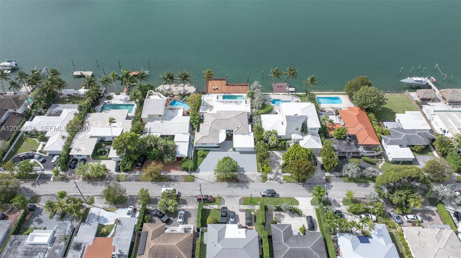1690 Daytonia Road Miami Beach, FL 33141 - Photo 12 of 88 Photo 12