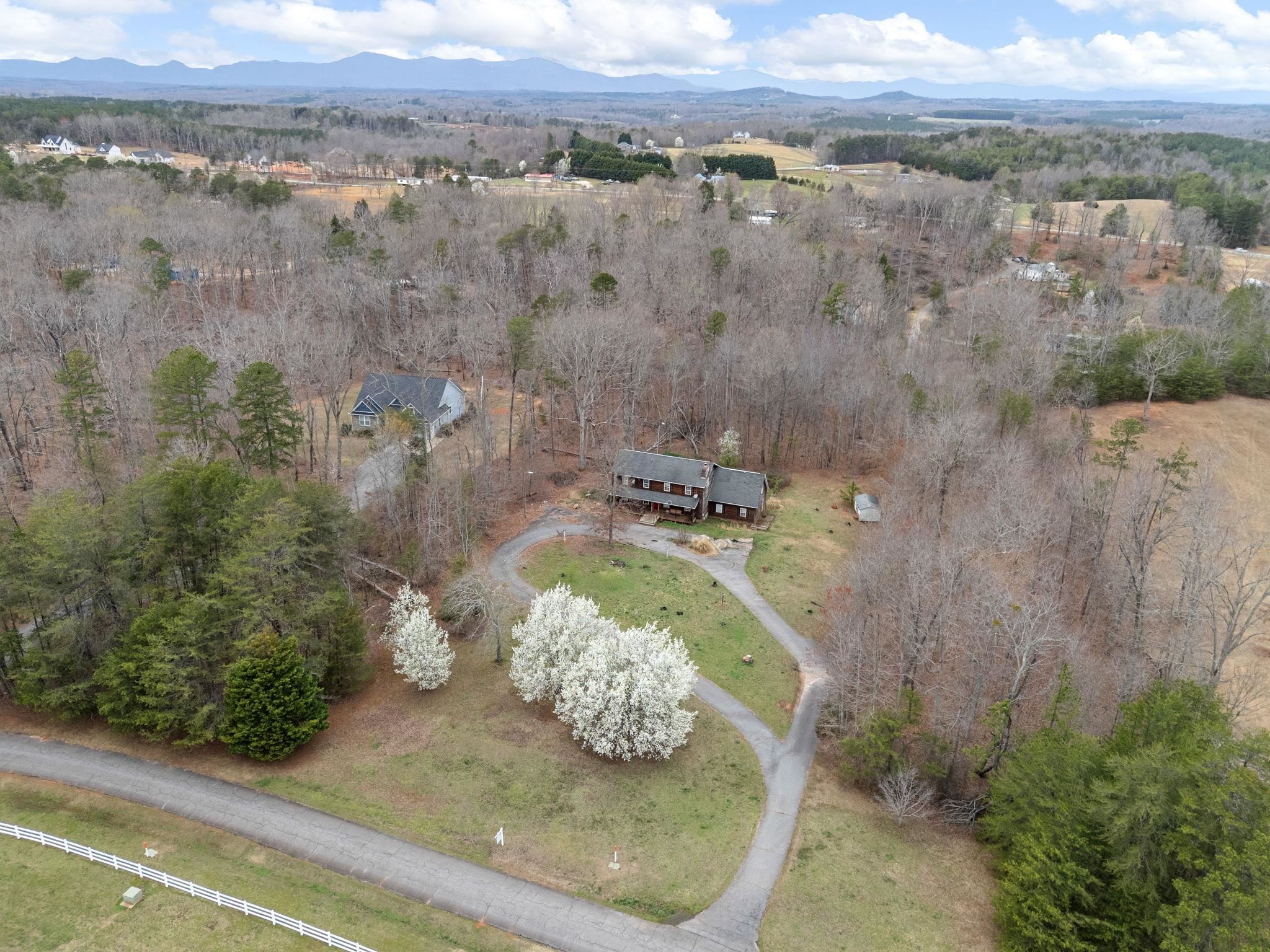 155 Ridings Road Campobello, SC 29322 - Photo 36 of 50
