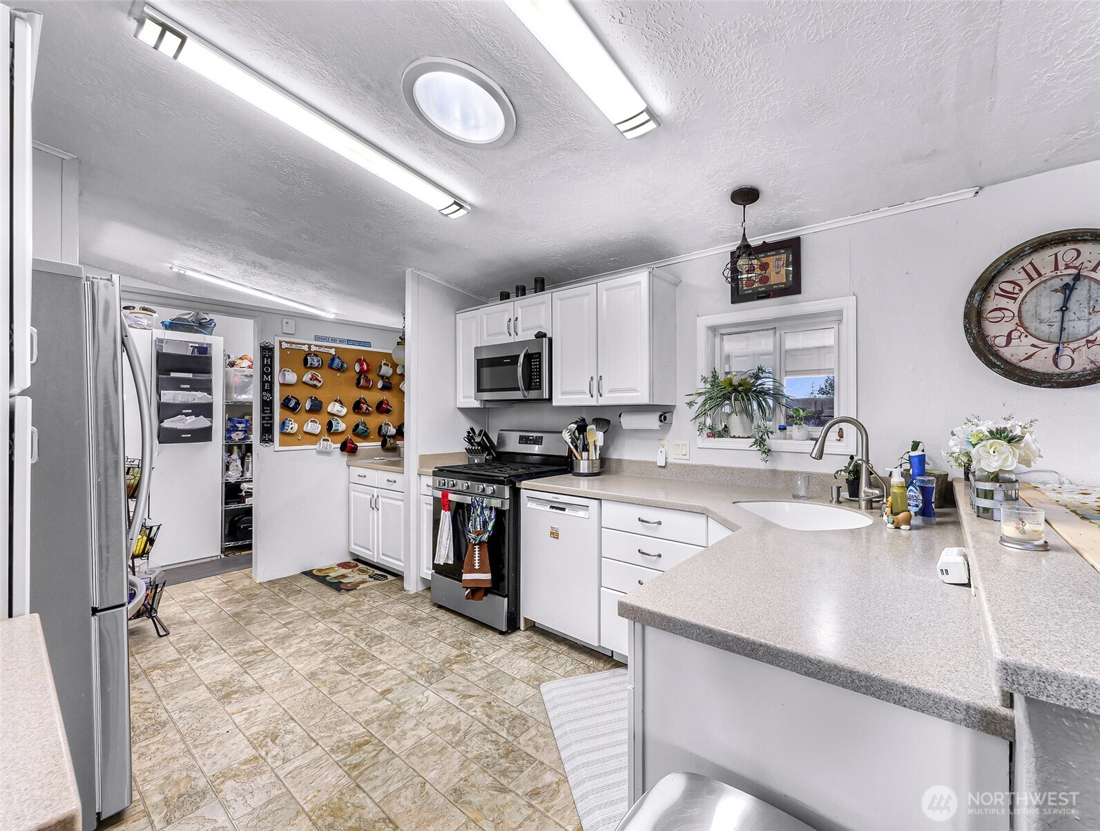 5649 Elder Road Ferndale, WA 98248 - Photo 9 of 40