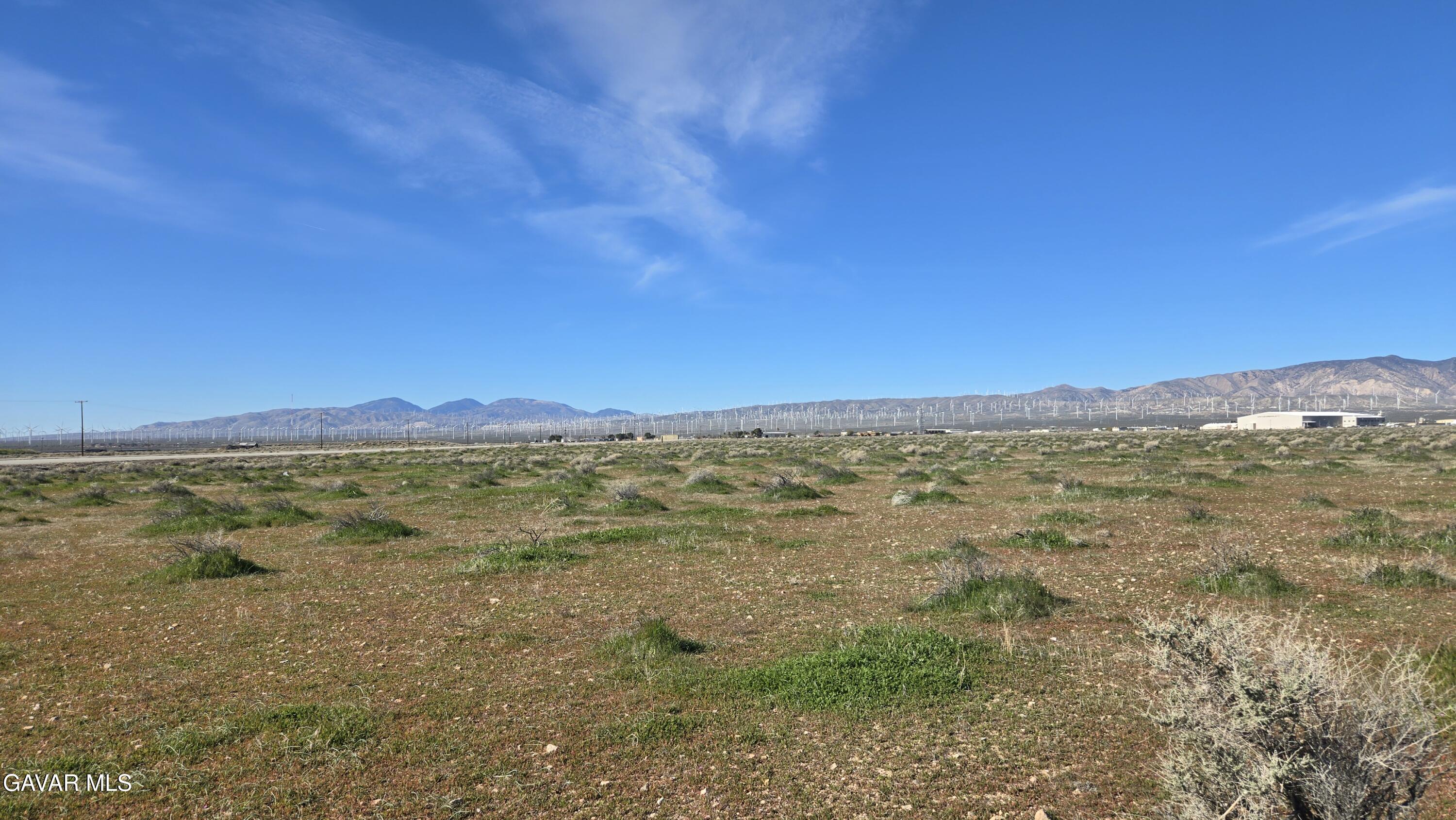 58 Business & Lonebutte Road Mojave, CA 93501 - Photo 33 of 42 a view of an ocean