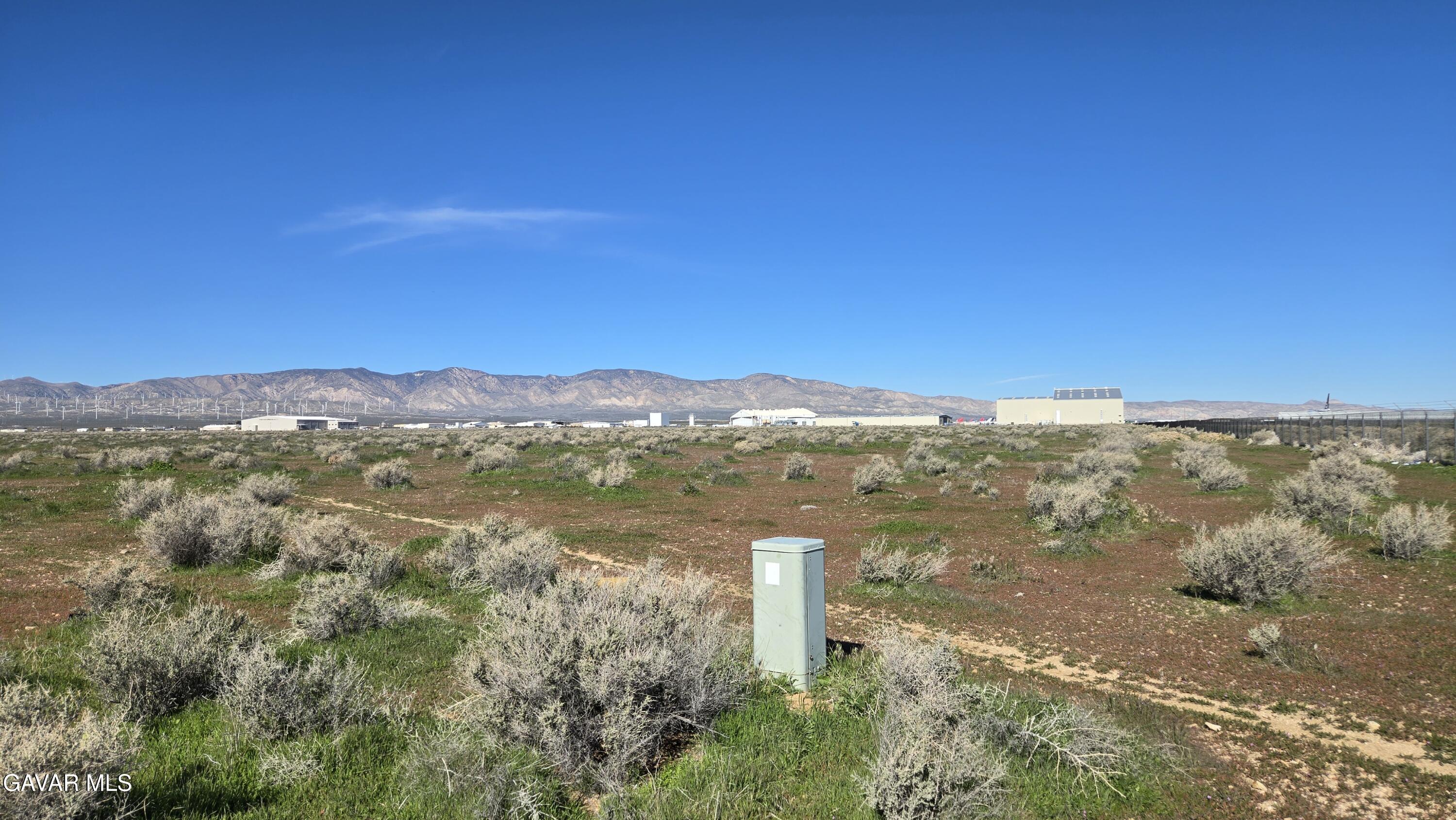 58 Business & Lonebutte Road Mojave, CA 93501 - Photo 9 of 42 a view of a city with ocean view