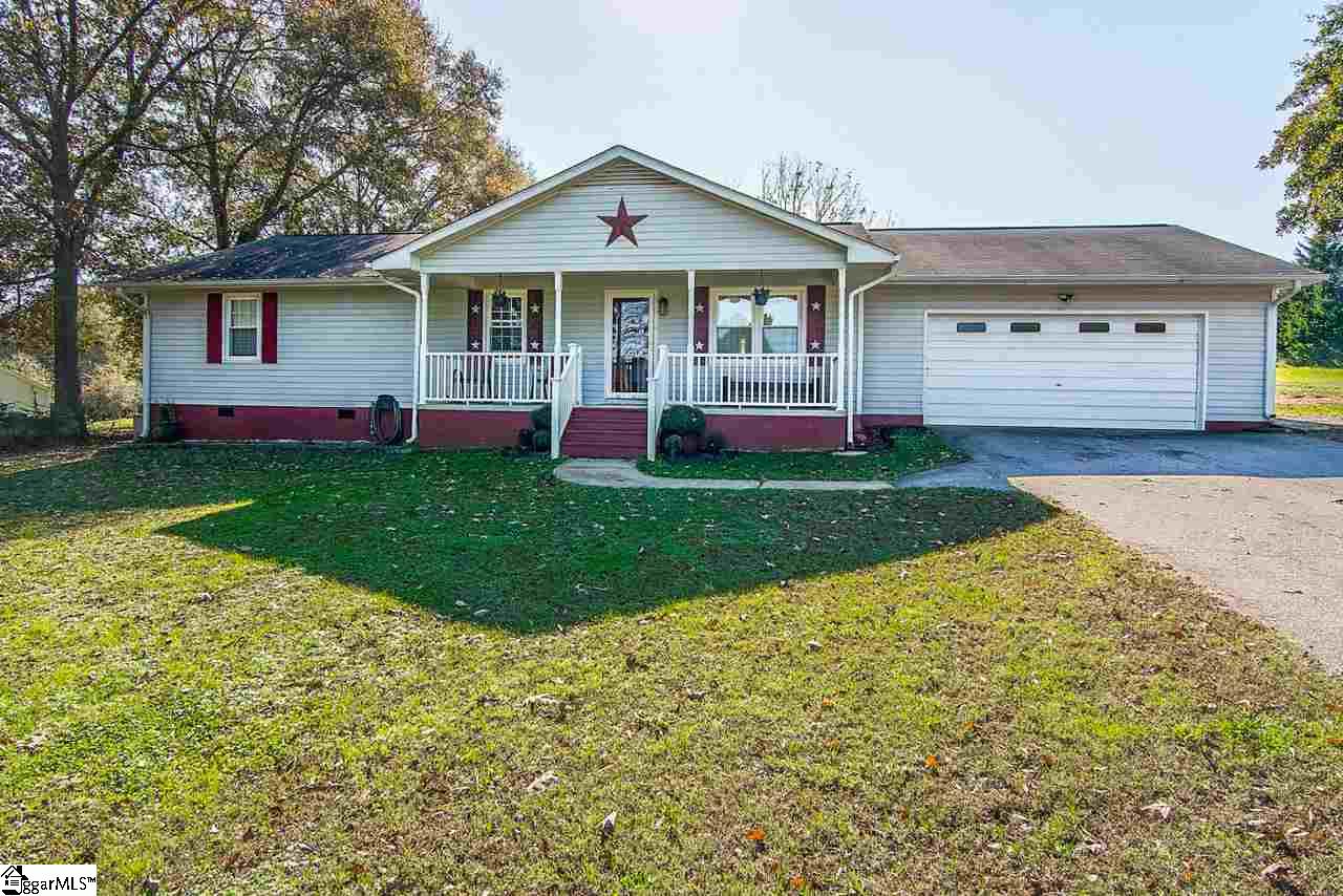 118 Pineland Meadows Road Belton, SC 29627 - Photo 1 of 32