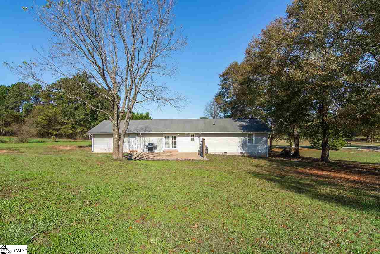 118 Pineland Meadows Road Belton, SC 29627 - Photo 27 of 32
