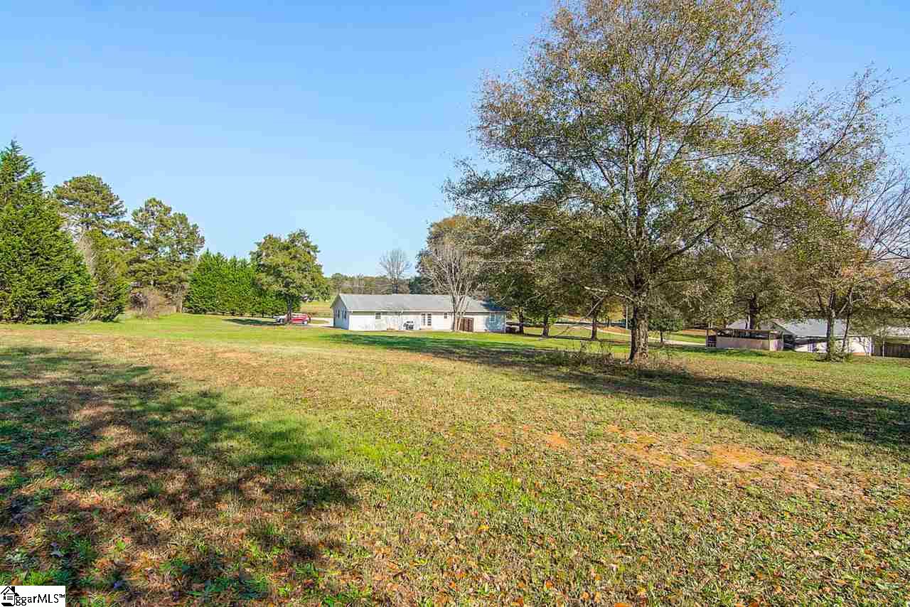 118 Pineland Meadows Road Belton, SC 29627 - Photo 31 of 32