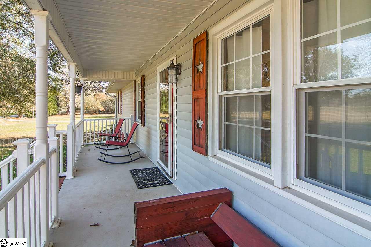 118 Pineland Meadows Road Belton, SC 29627 - Photo 8 of 32