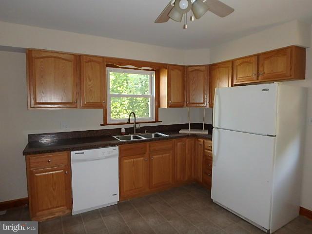 11240 Marbern Road Hagerstown, MD 21740 - Photo 10 of 10 Kitchen