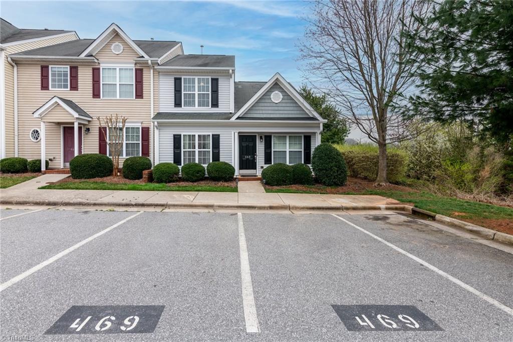 469 Ansley Way High Point, NC 27265 - Photo 3 of 19 Gallery Image 3